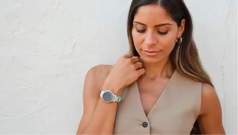 Garmin Lily 2 vs Lily 2 Classic