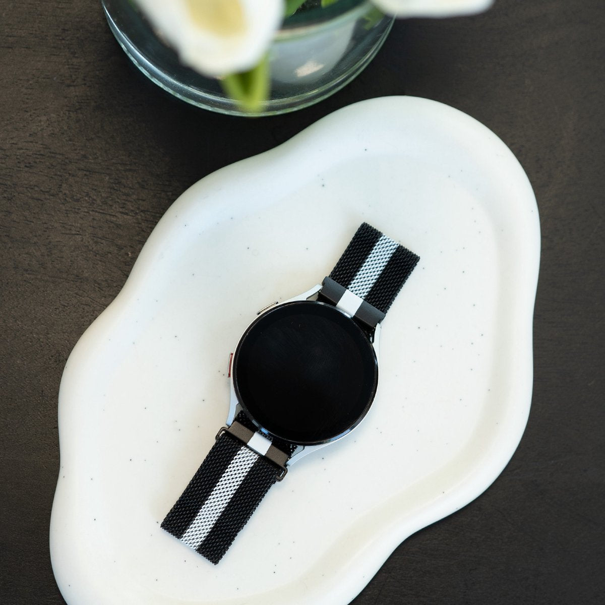 Samsung Galaxy Watch 6 Classic 47mm Milanese Strap (Black/White)