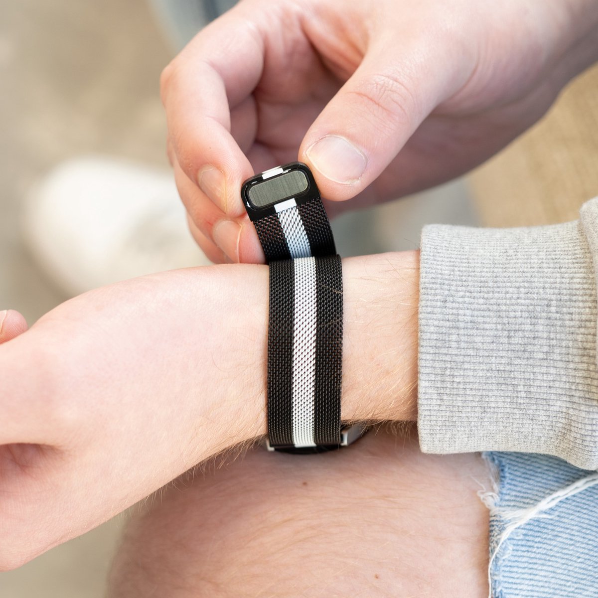 Samsung Galaxy Watch 6 Classic 47mm Milanese Strap (Black/White)