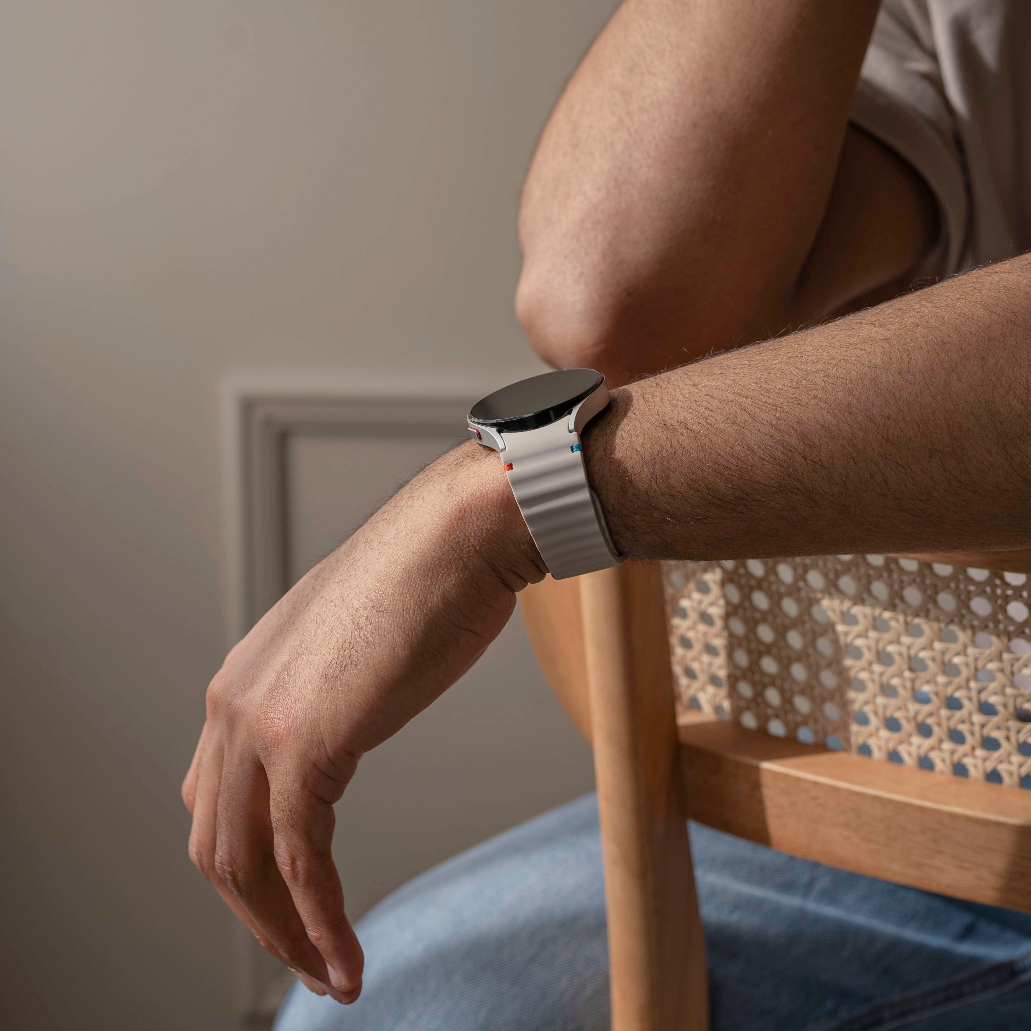 Samsung Galaxy Watch 6 Classic 47mm Wave Strap (Starlight)