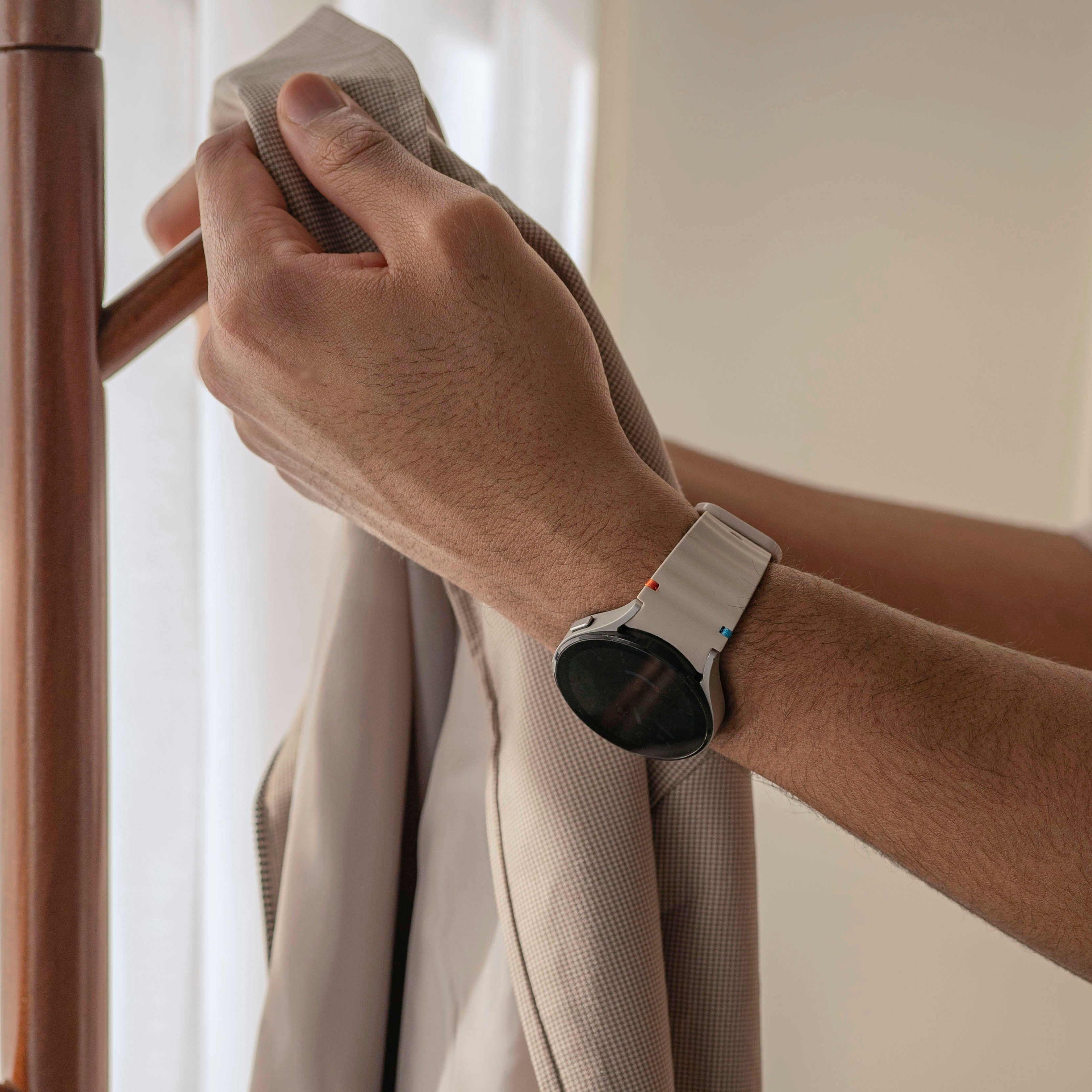 Samsung Galaxy Watch 7 - 44mm Wave Strap (Starlight)