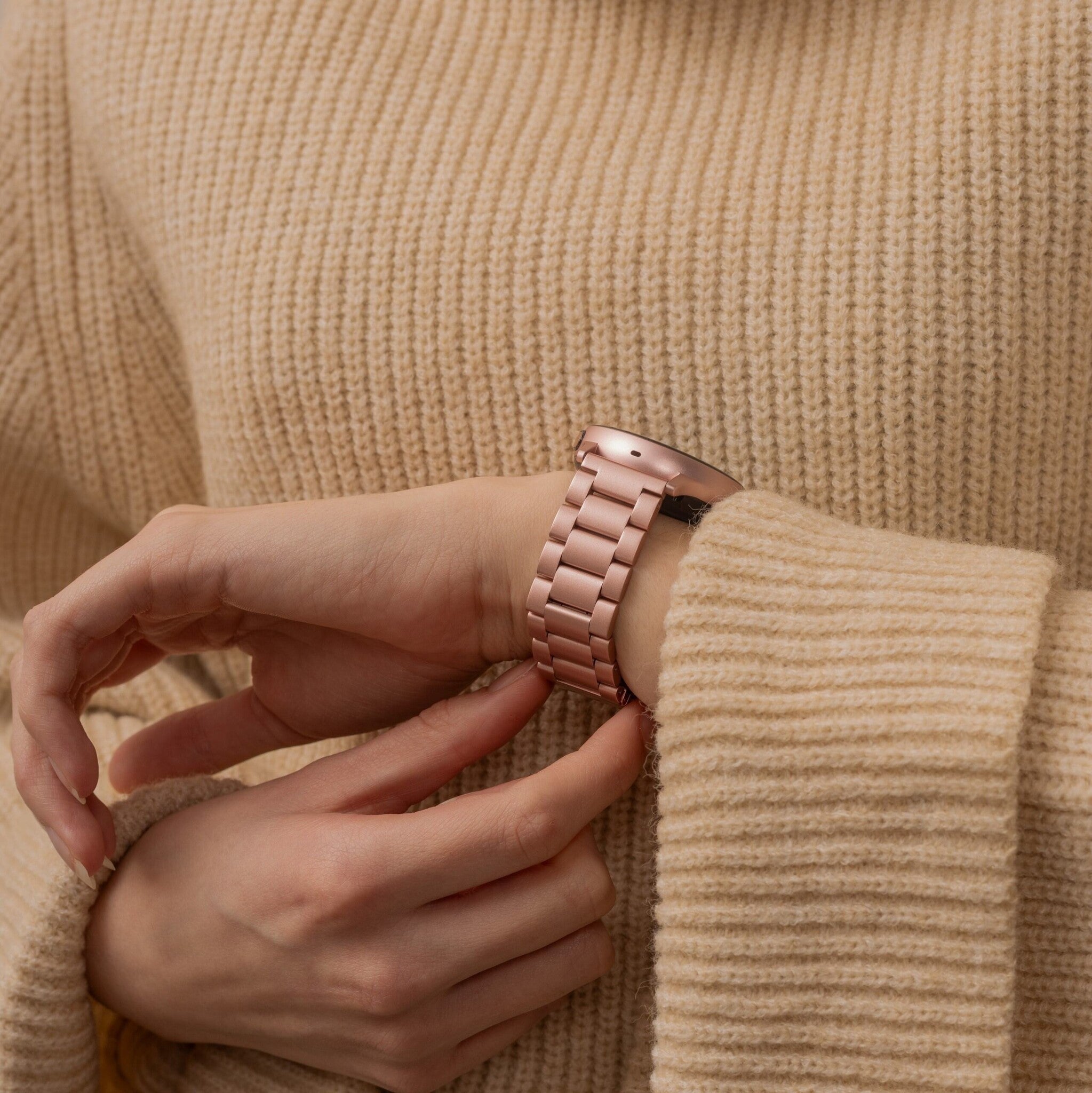 Garmin Vivomove Trend Steel Strap (Pink)