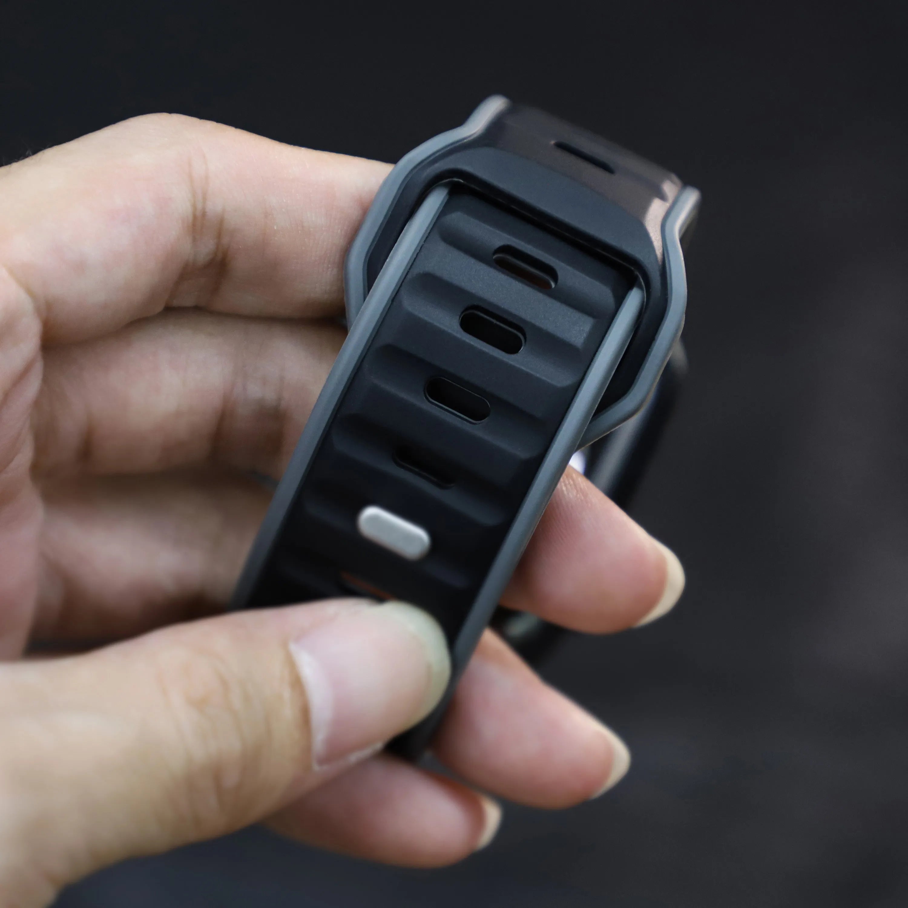 Apple Watch Premium Outdoor Silicone Strap (Black/Gray)