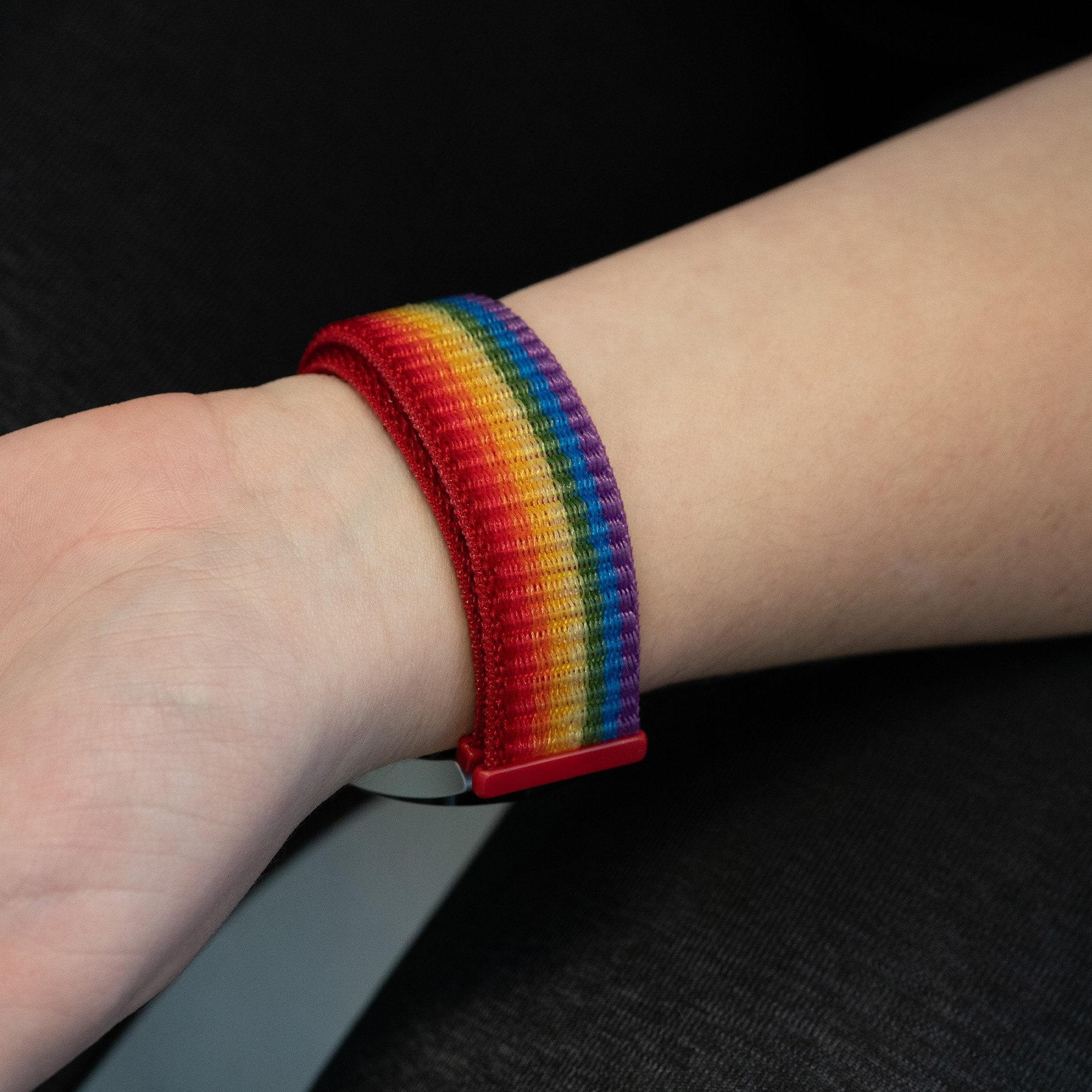 Bandz Garmin Forerunner 570 - 42mm Nylon Loop Strap (Rainbow)