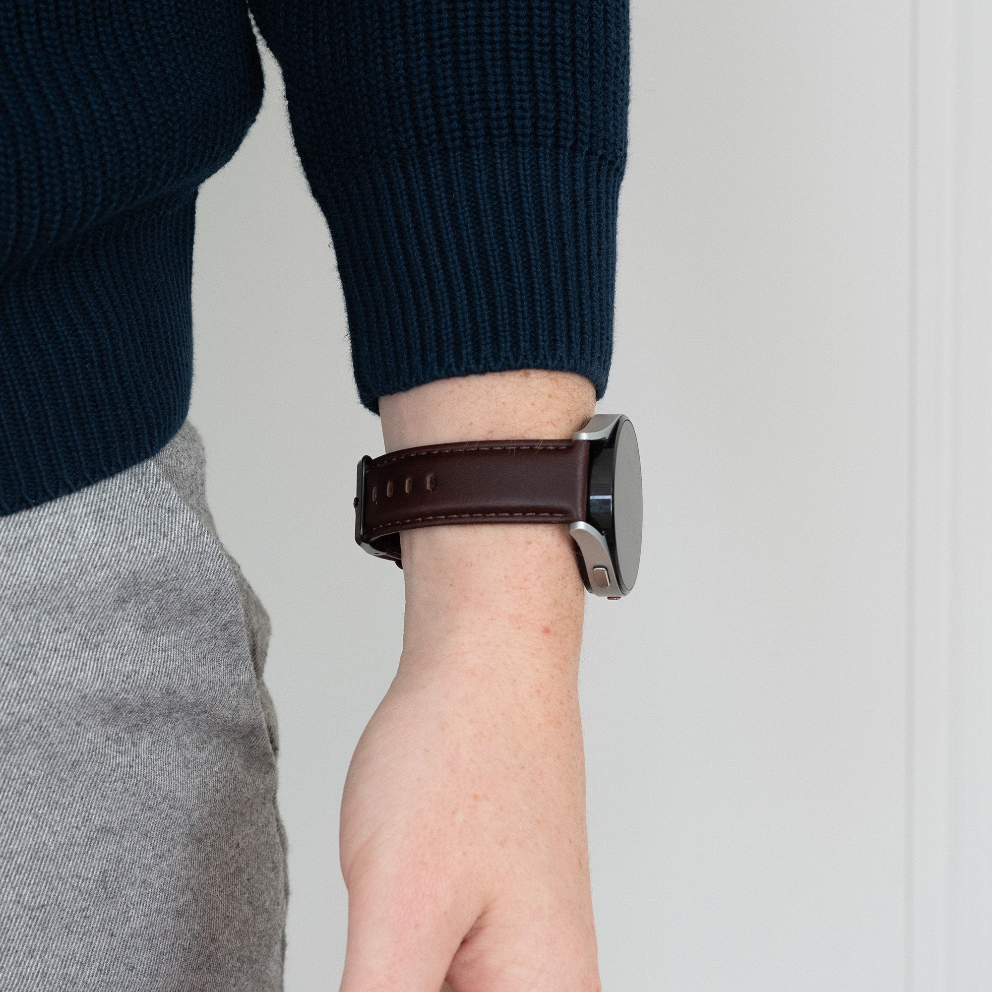 Bandz Huawei Watch GT 3 Pro 43mm Leather Strap 'Classic' (Dark Brown)