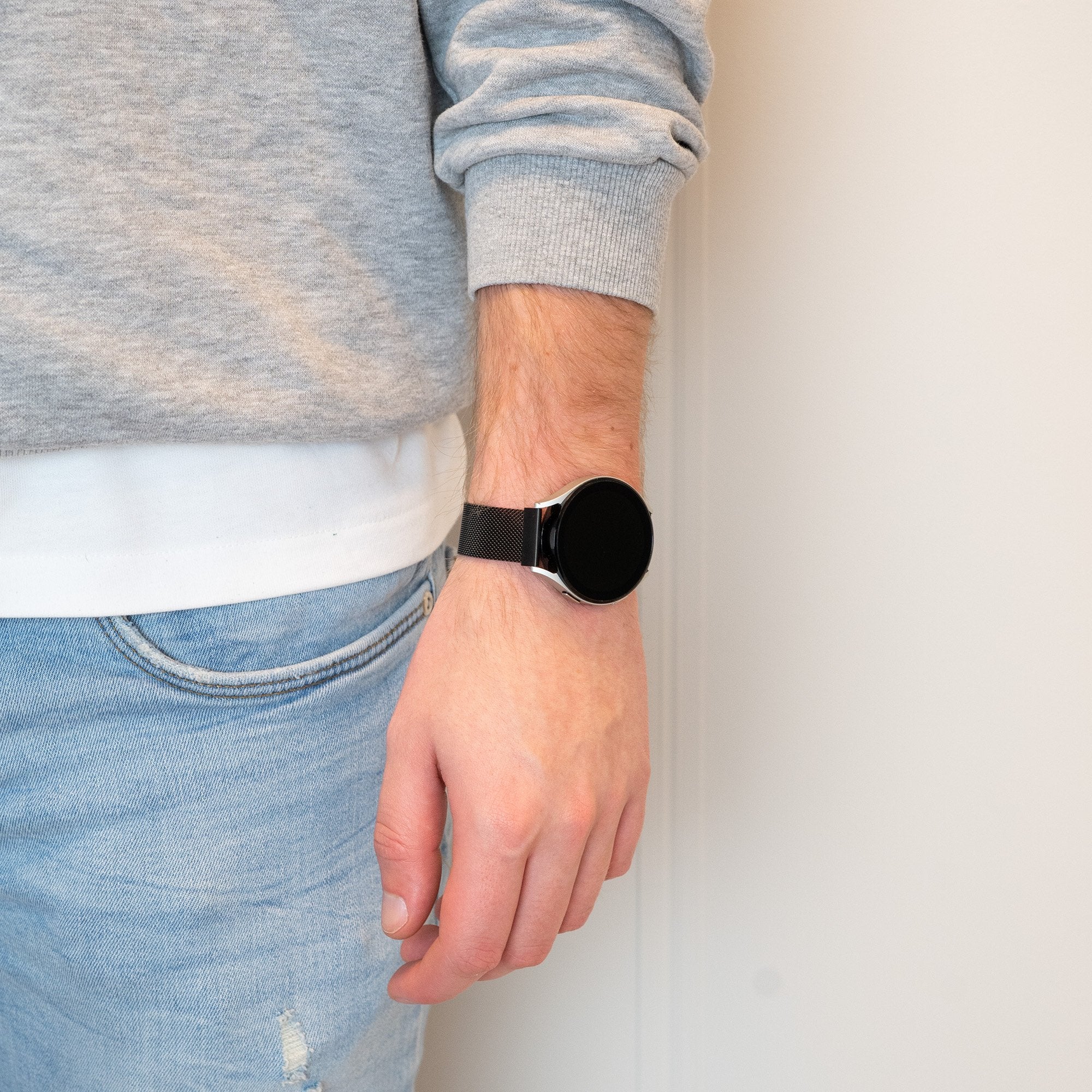 Bandz Garmin Vivoactive 5 Milanese Loop Strap (Black)