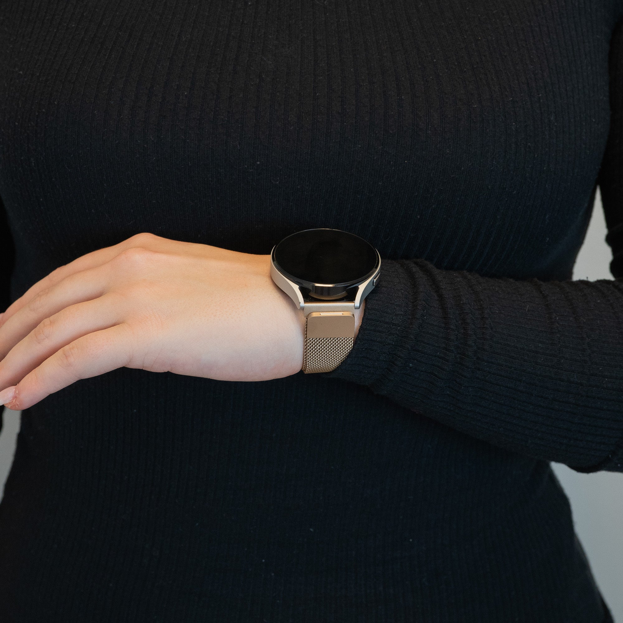 Bandz Garmin Vivomove Trend Milanese Loop Strap (Champagne Gold)