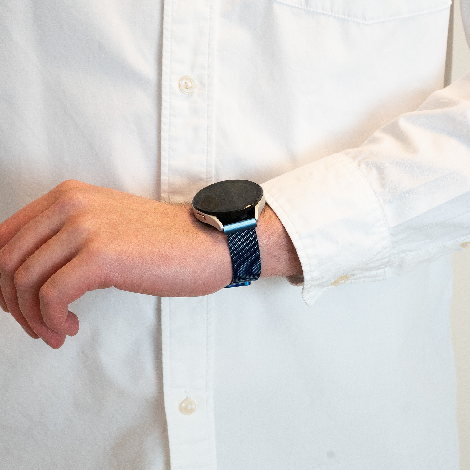 Bandz Garmin Vivomove Style Milanese Loop Strap (Blue)