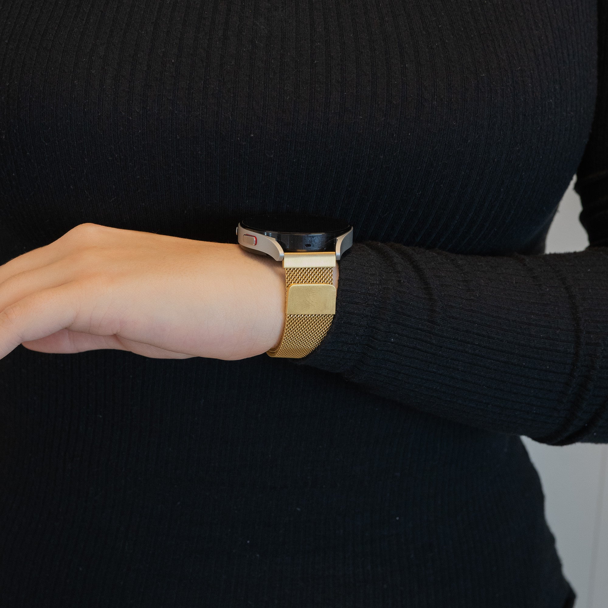 Bandz ICE Smart 3.0 Rectangular 1.78 Milanese Loop Strap (Gold)