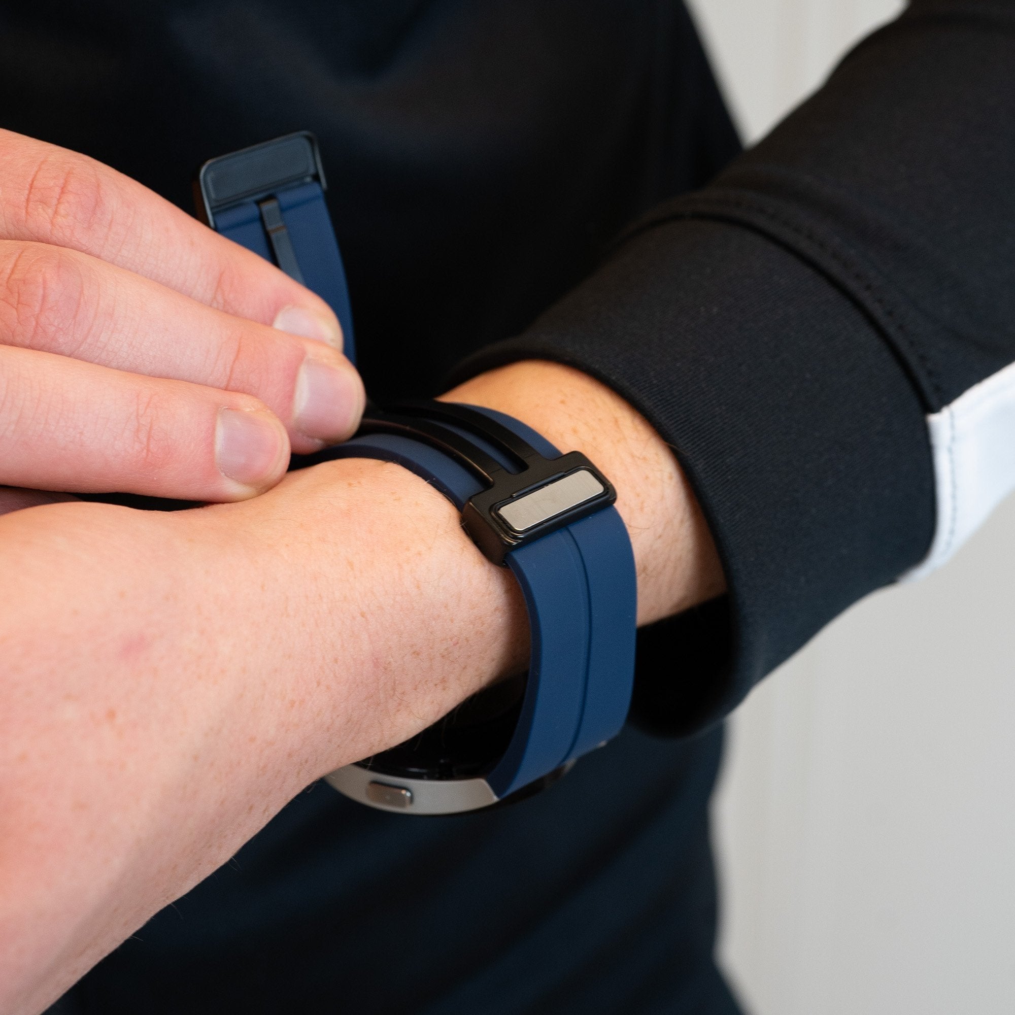 Bandz Samsung Galaxy Watch 5 - 44mm Silicone Strap with D-Buckle (Dark Blue)