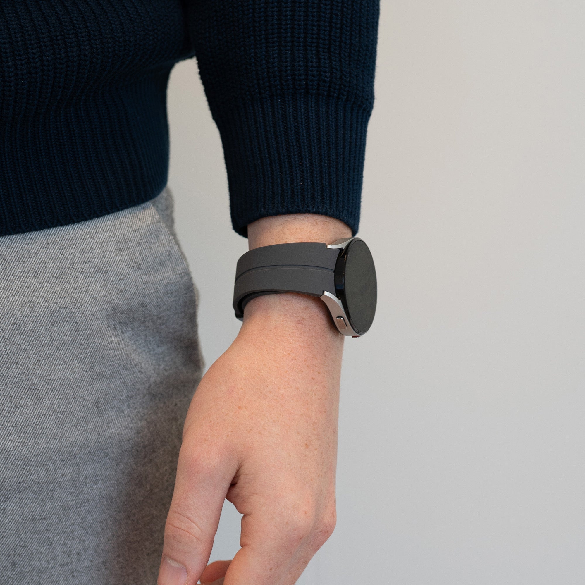 Bandz Samsung Galaxy Watch 6 Classic 47mm Silicone Strap with D-Buckle (Dark Gray)