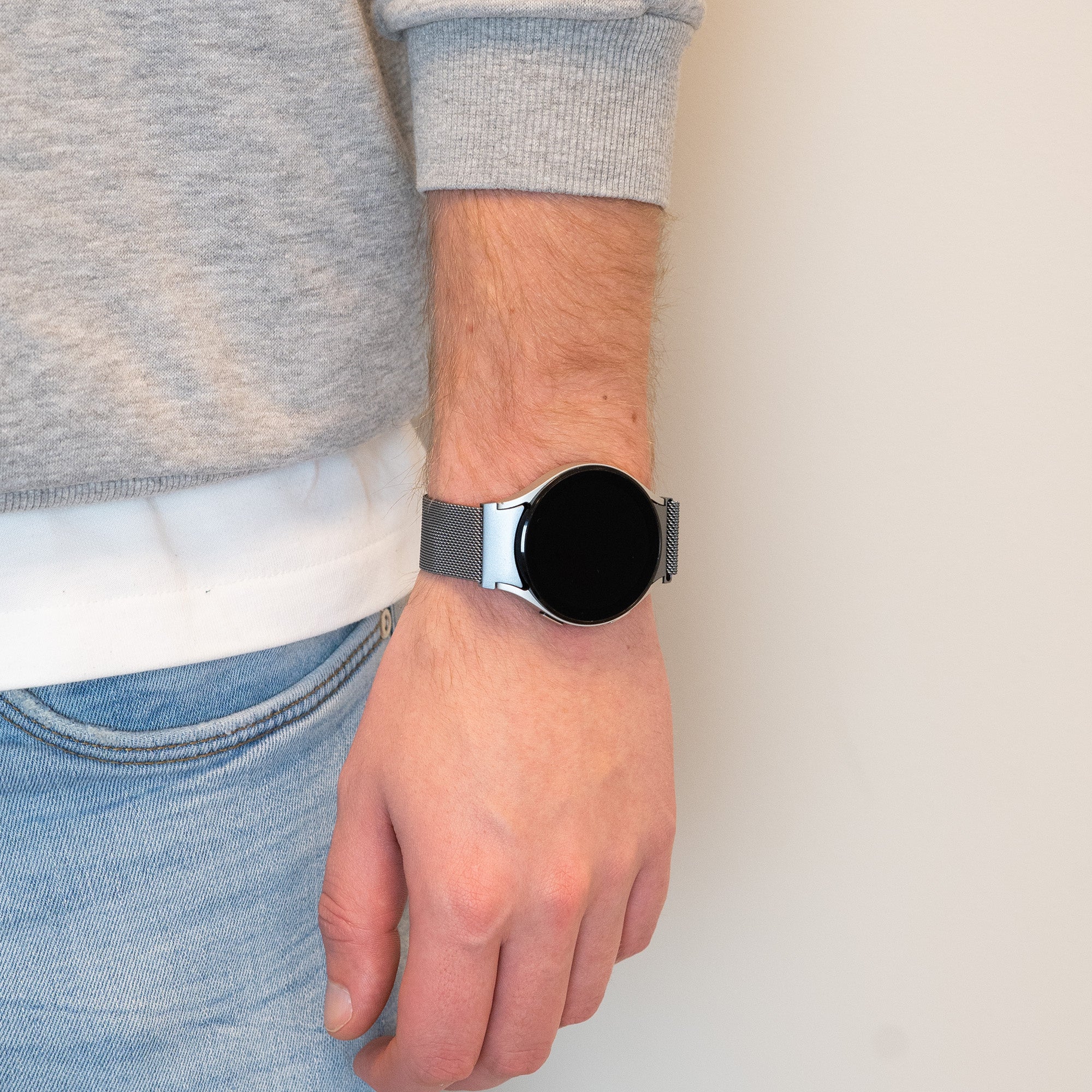 Bandz Samsung Galaxy Watch 6 - 44mm Milanese Loop Strap (Grey)