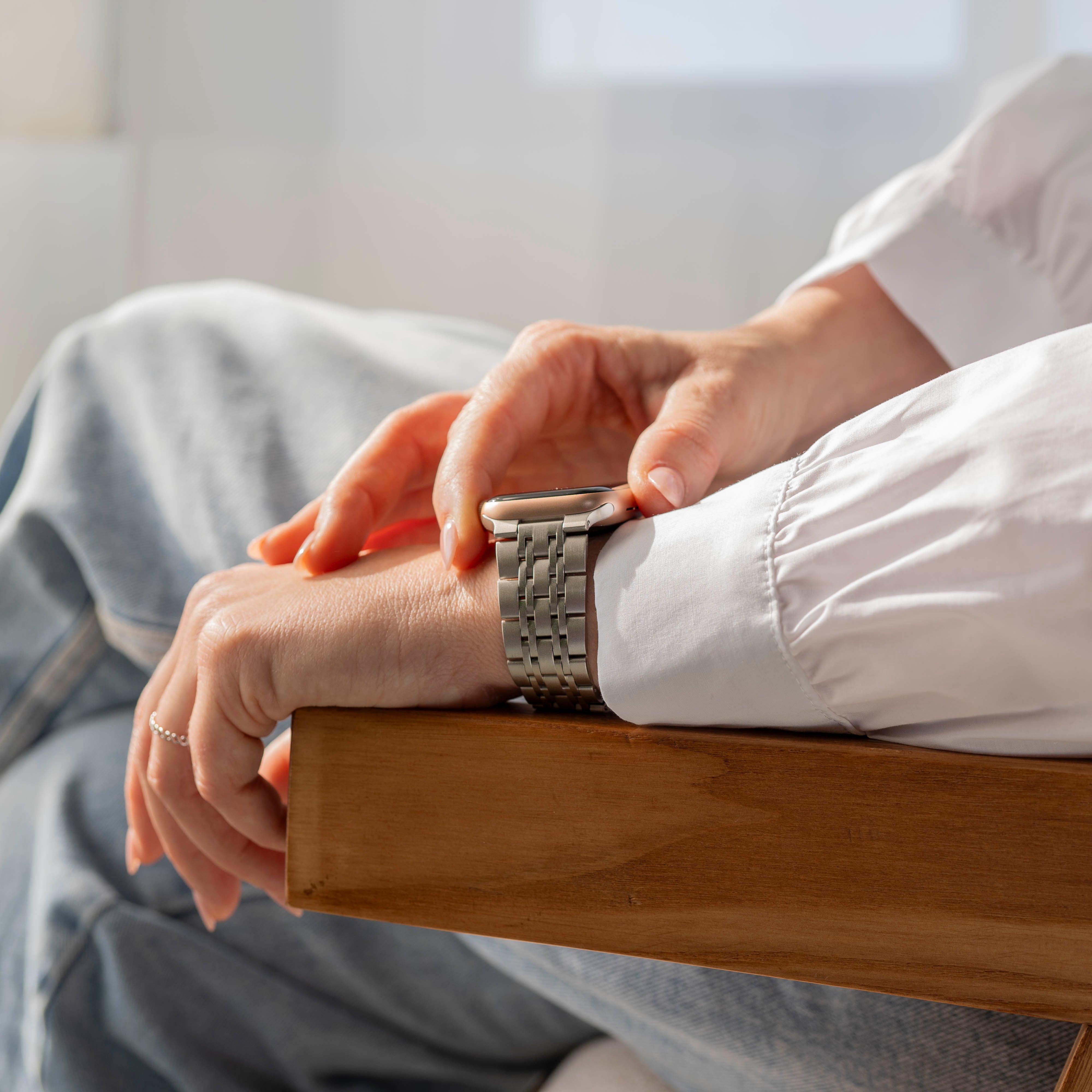 Apple Watch Luxury Steel Chain Strap (Starlight)