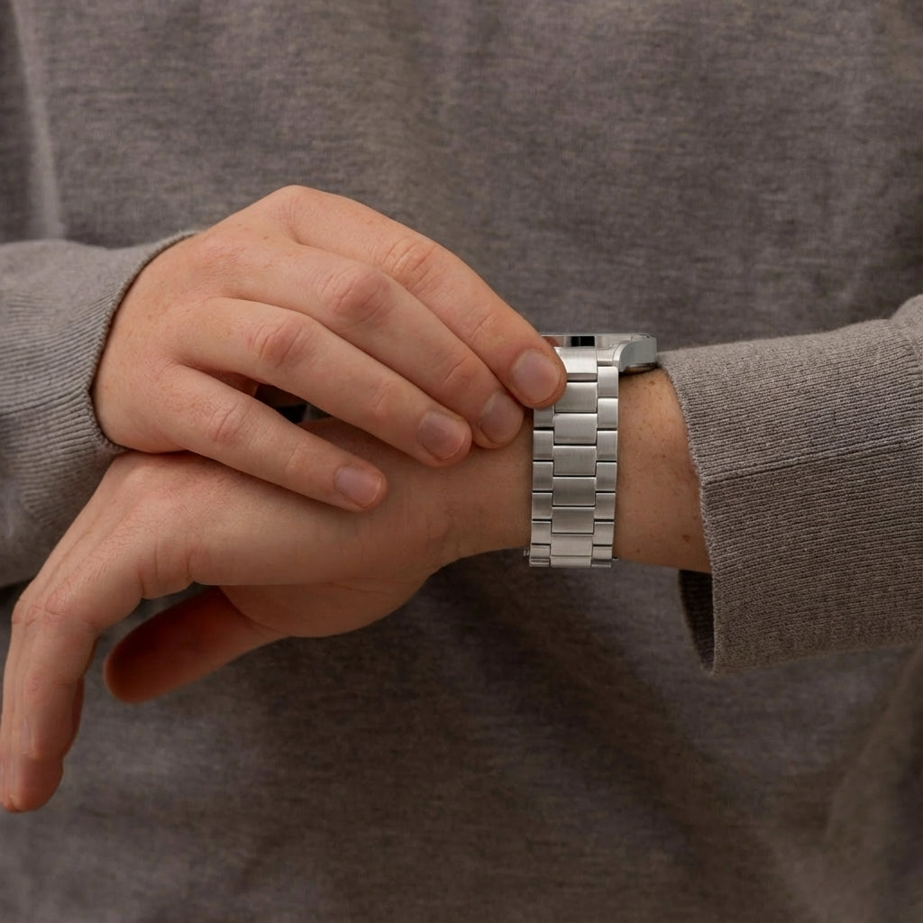 Samsung Galaxy Watch 5 40mm Titanium Strap (Silver)