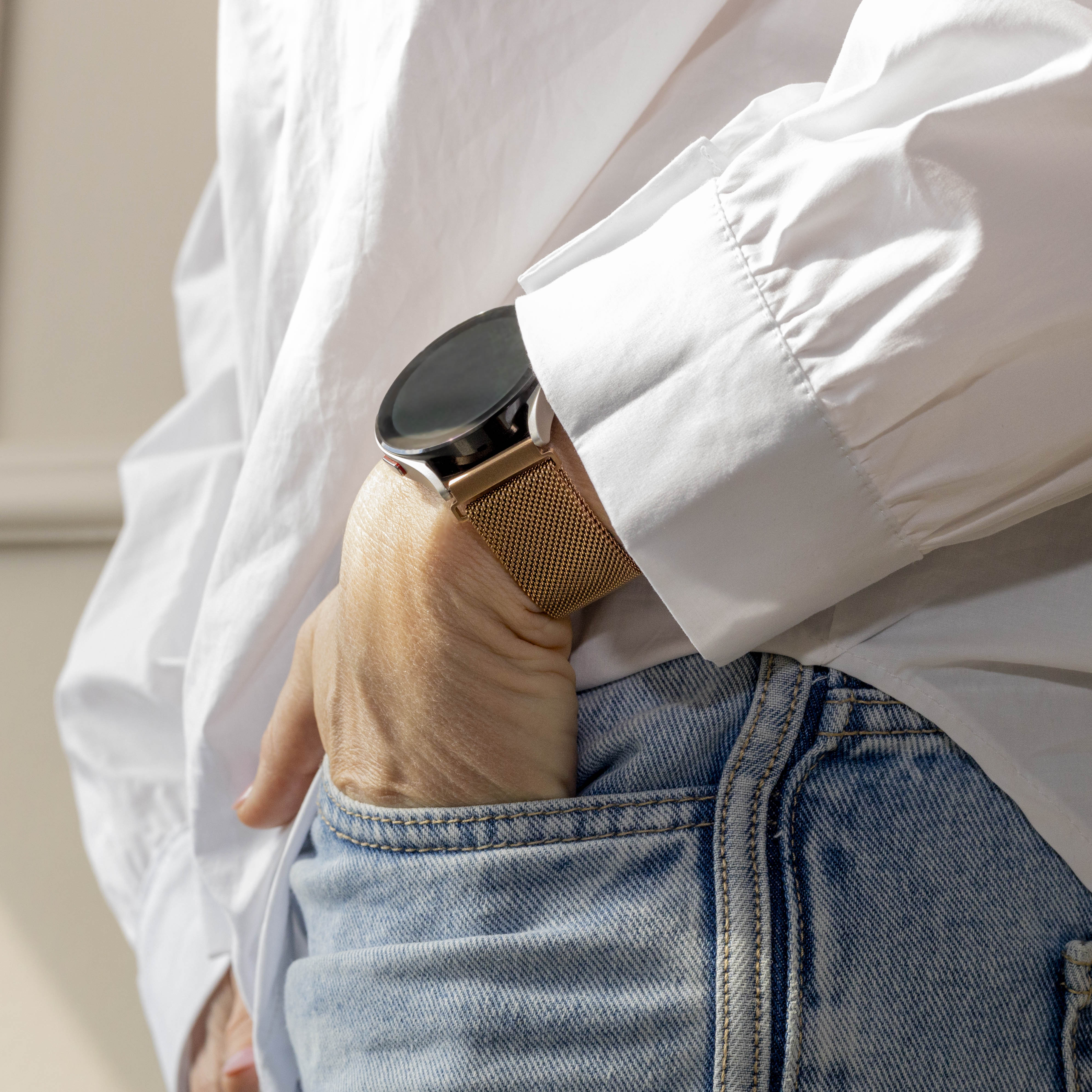 Samsung Galaxy Watch 7 - 40mm Milanese Strap (Rose Gold)