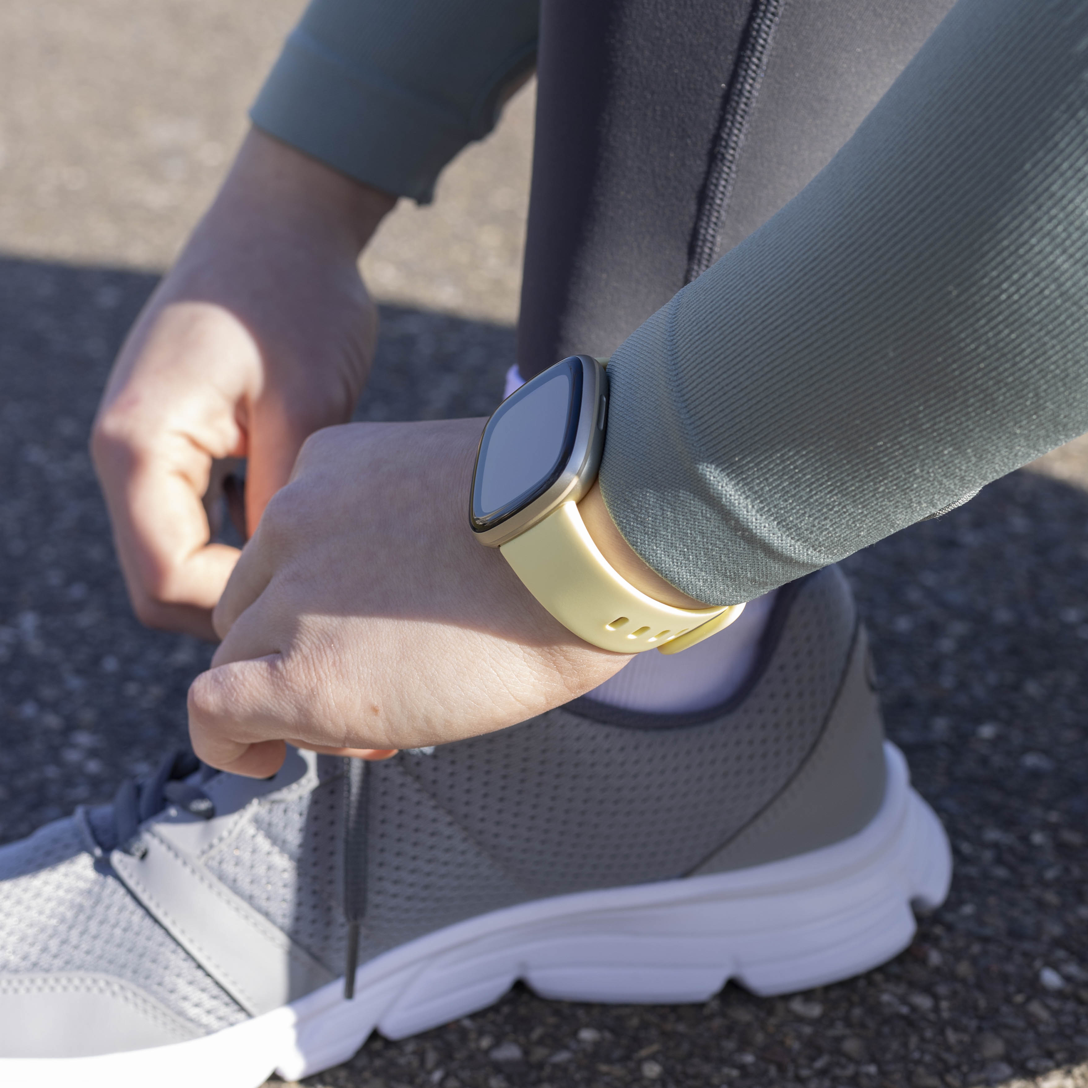 Fitbit Sense 2 Silicone Strap Classic (Pale Yellow)