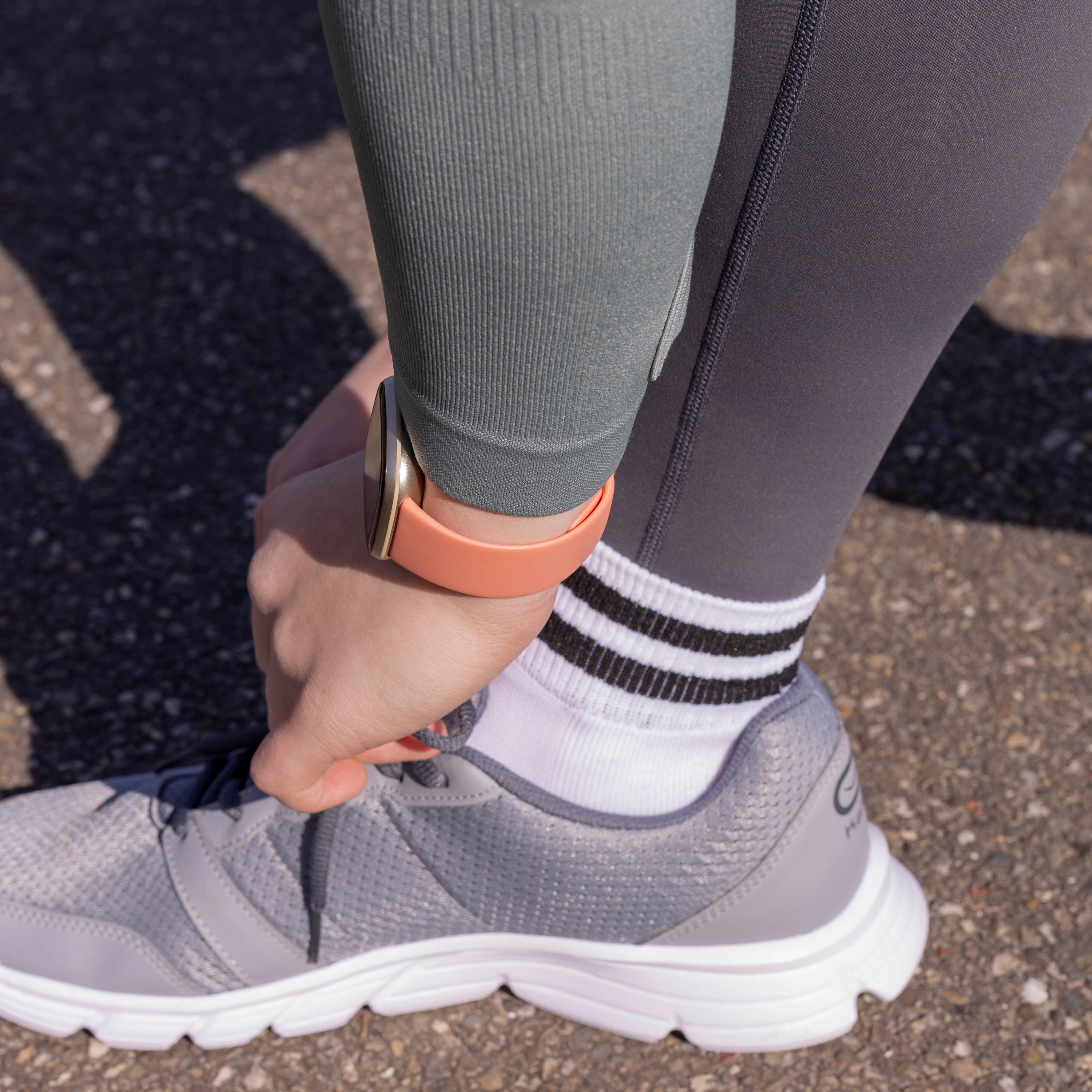 Fitbit Versa 3 Silicone Strap Classic (Pink)