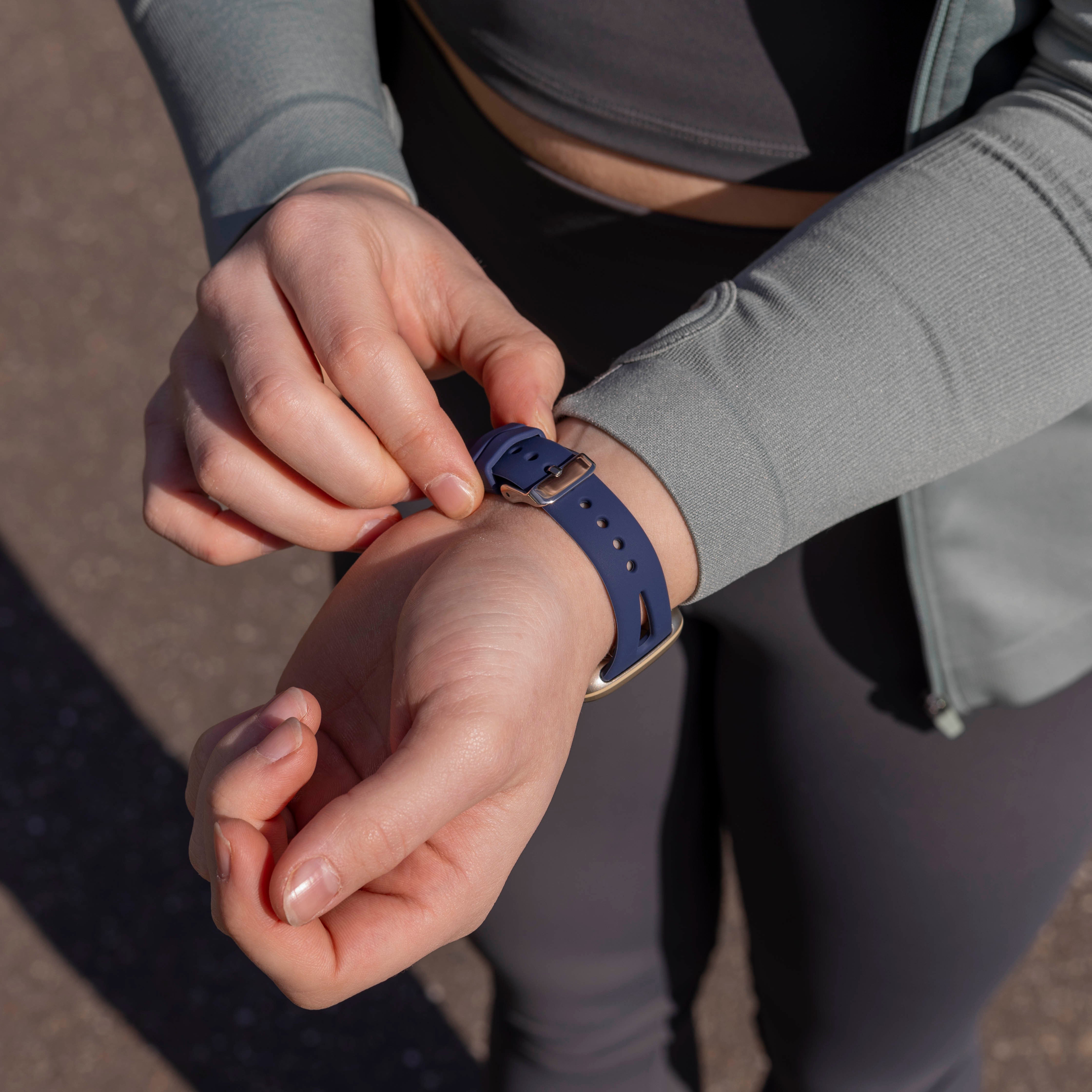Fitbit Versa 3 Luxury Silicone Strap (Dark Blue)