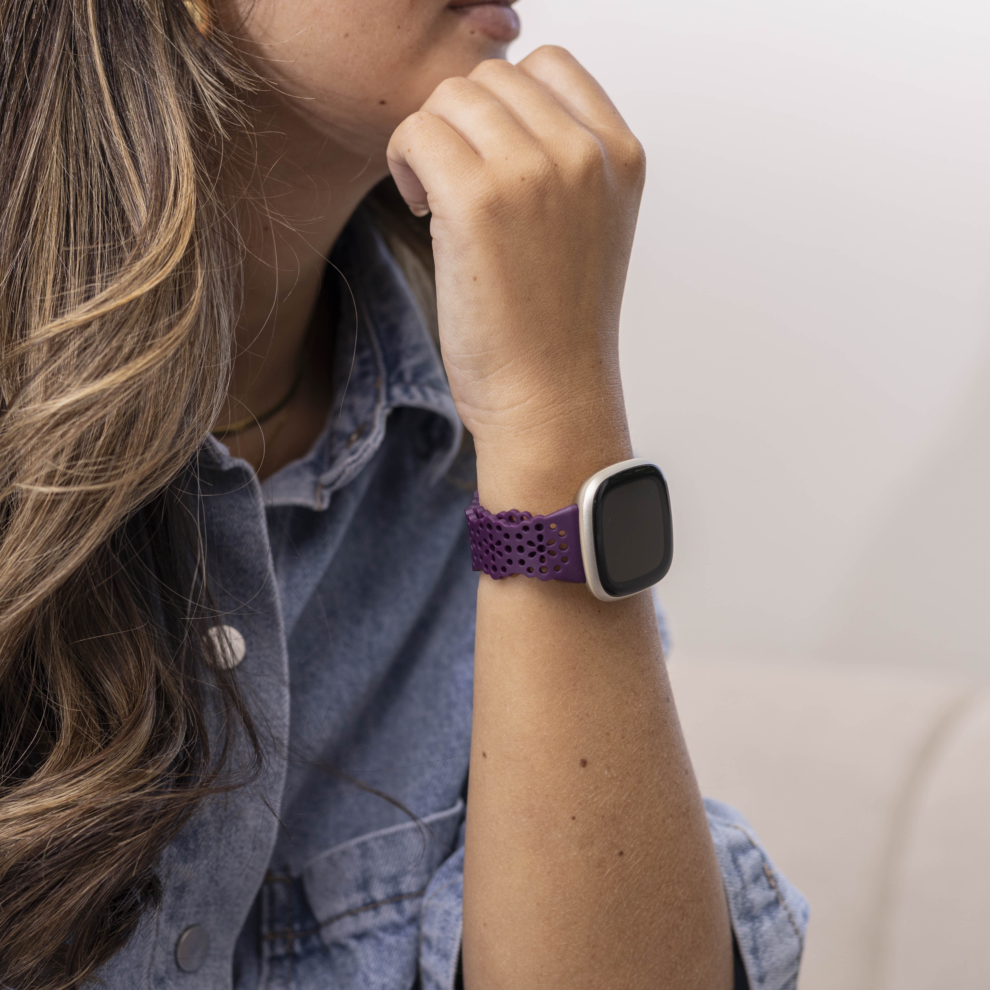 Fitbit Versa 3 Silicone Strap with Pattern (Purple)