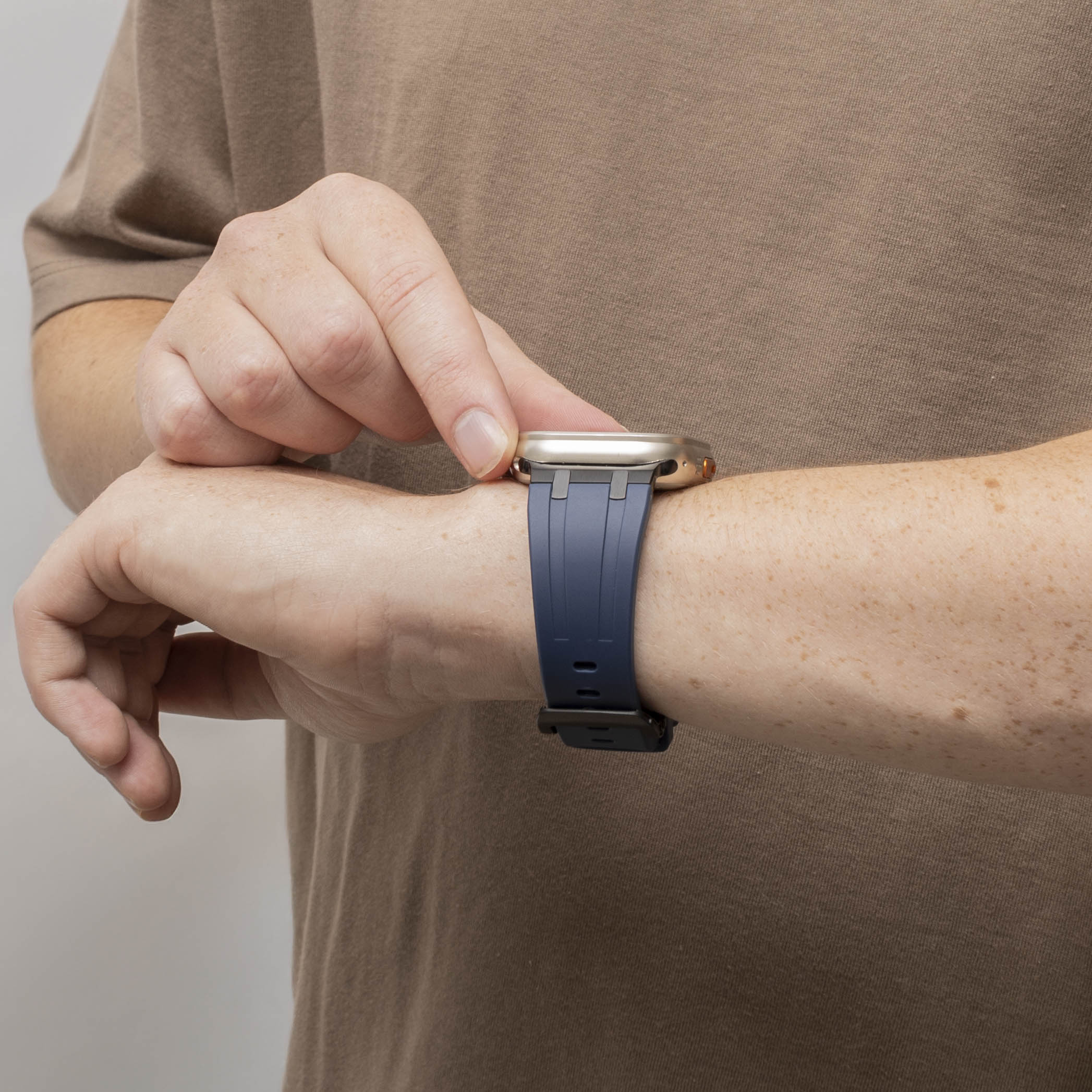 Bandz Apple Watch Silicone Strap 'Luxe Liquid' (Blue With Black)