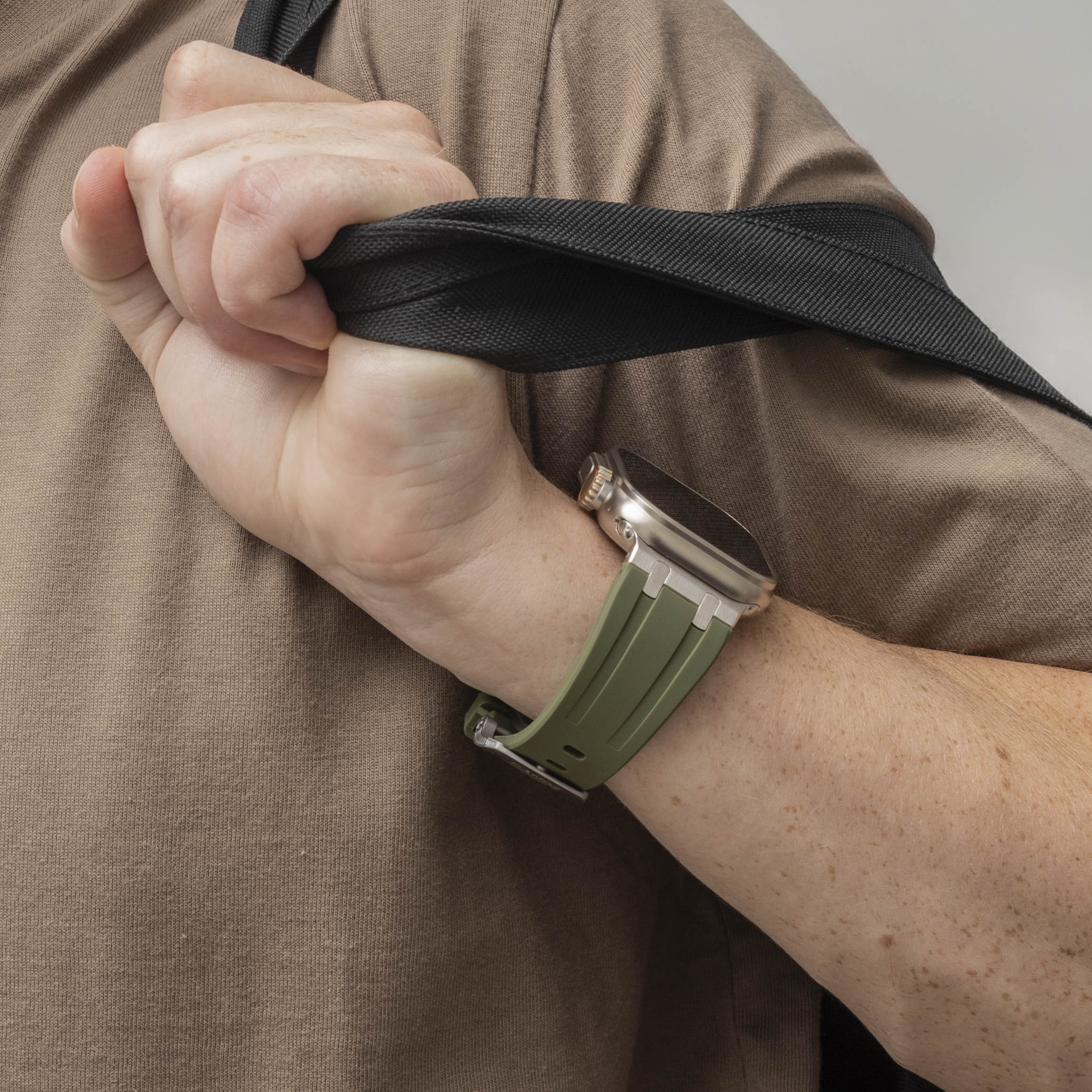 Bandz Apple Watch Silicone Strap 'Luxe Liquid' (Green With Silver)