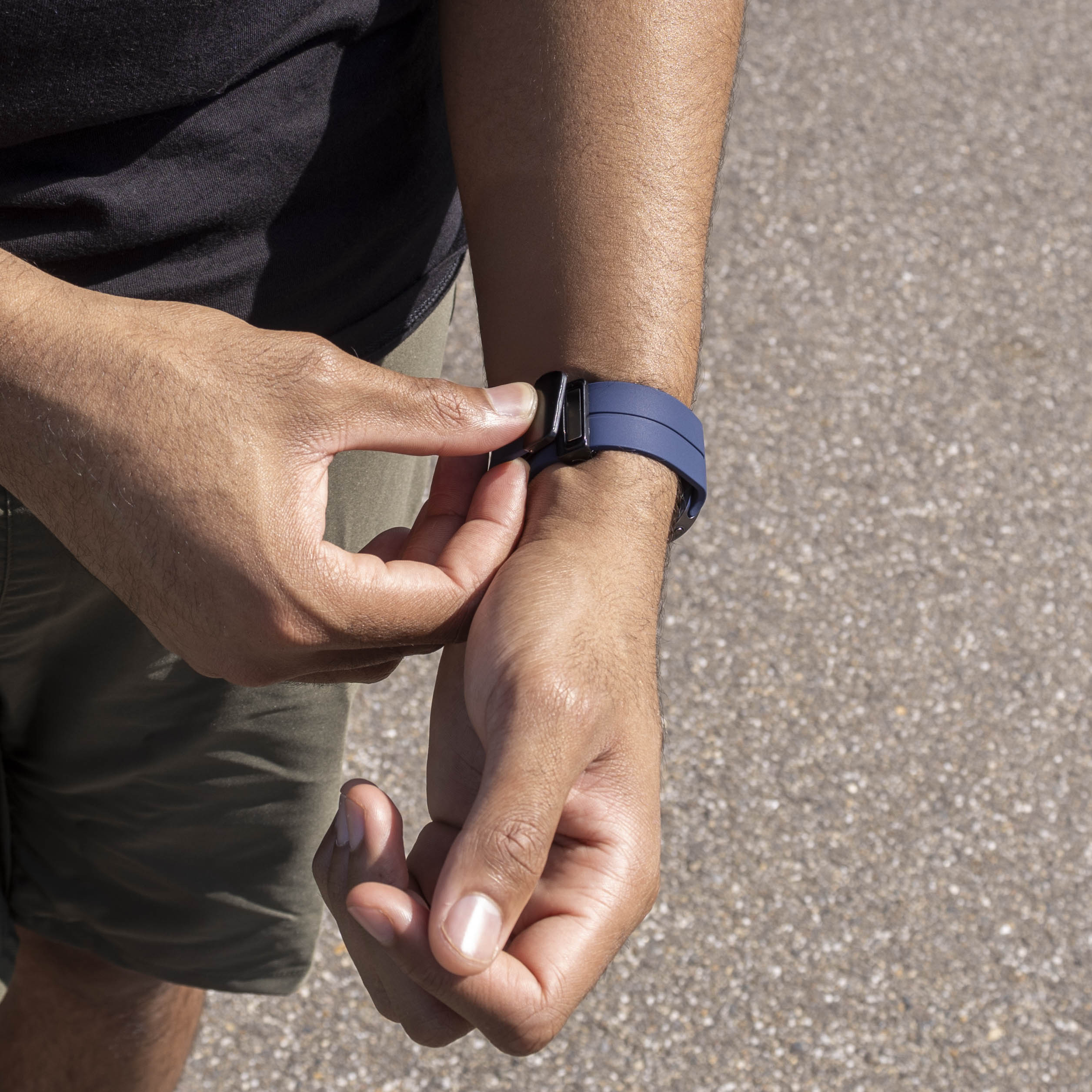 Samsung Galaxy Watch 8 - 40mm D-Buckle Silicone Strap (Dark Blue)