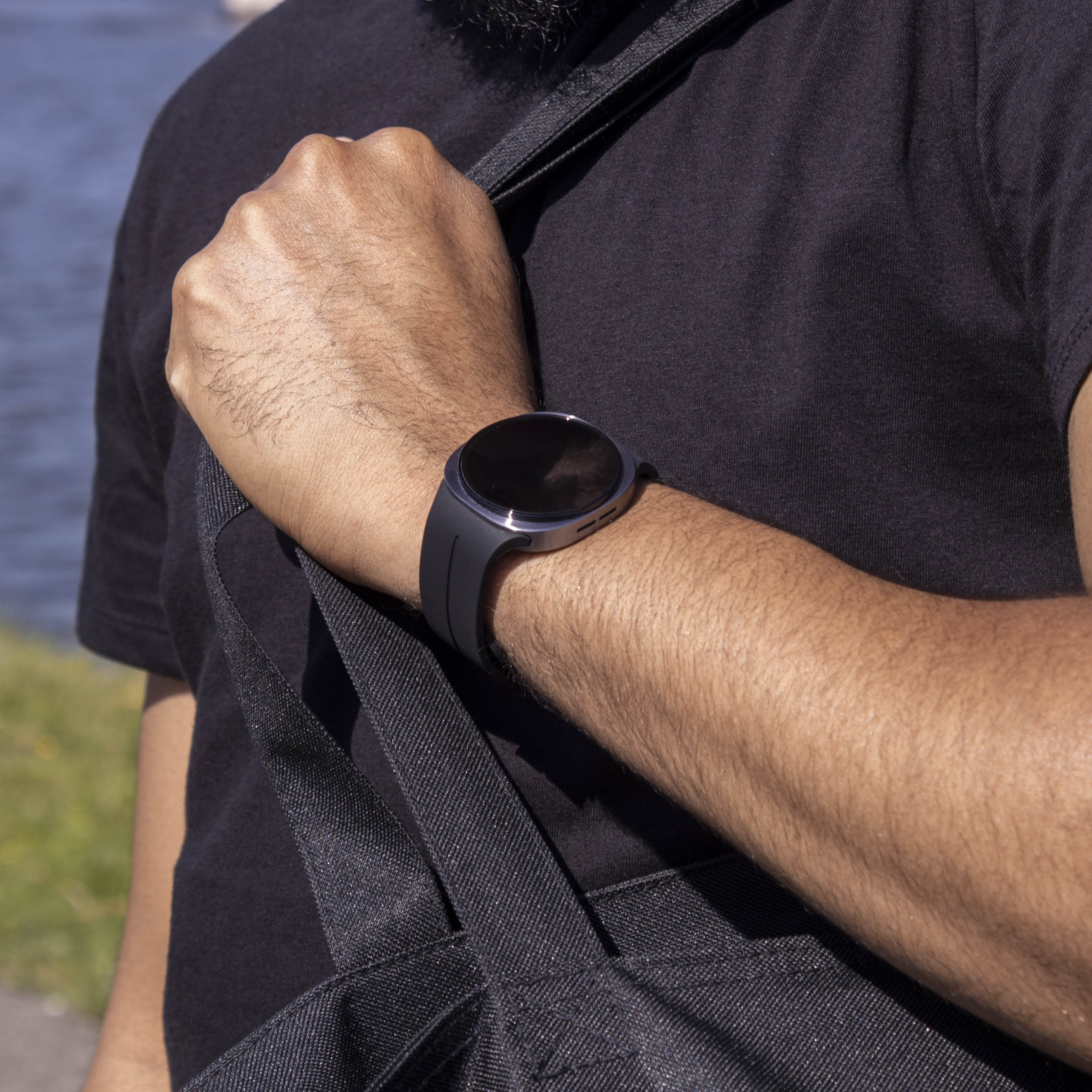 Samsung Galaxy Watch 8 - 40mm D-Buckle Silicone Strap (Black)