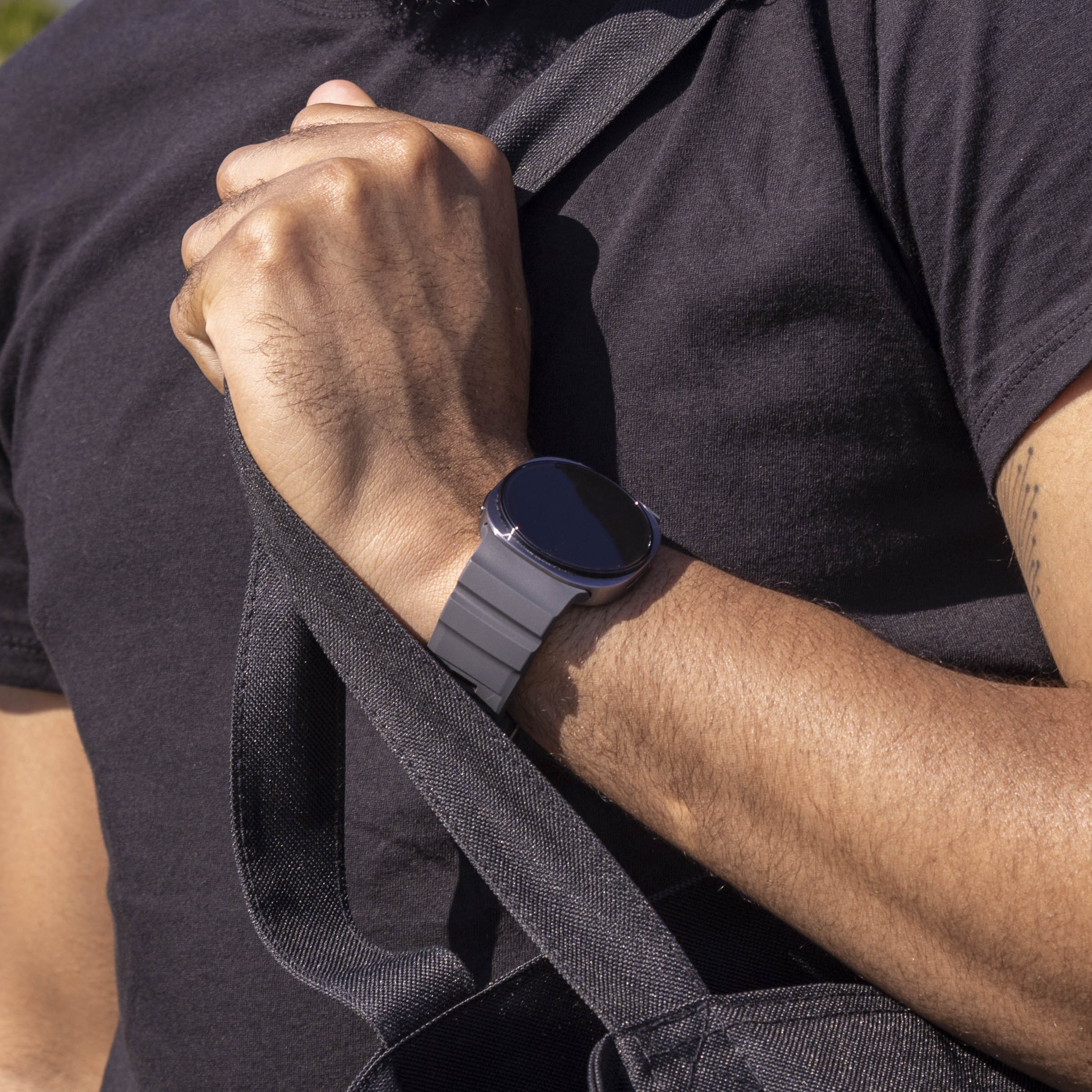 Samsung Galaxy Watch 8 - 44mm Extreme Silicone Strap (Black)