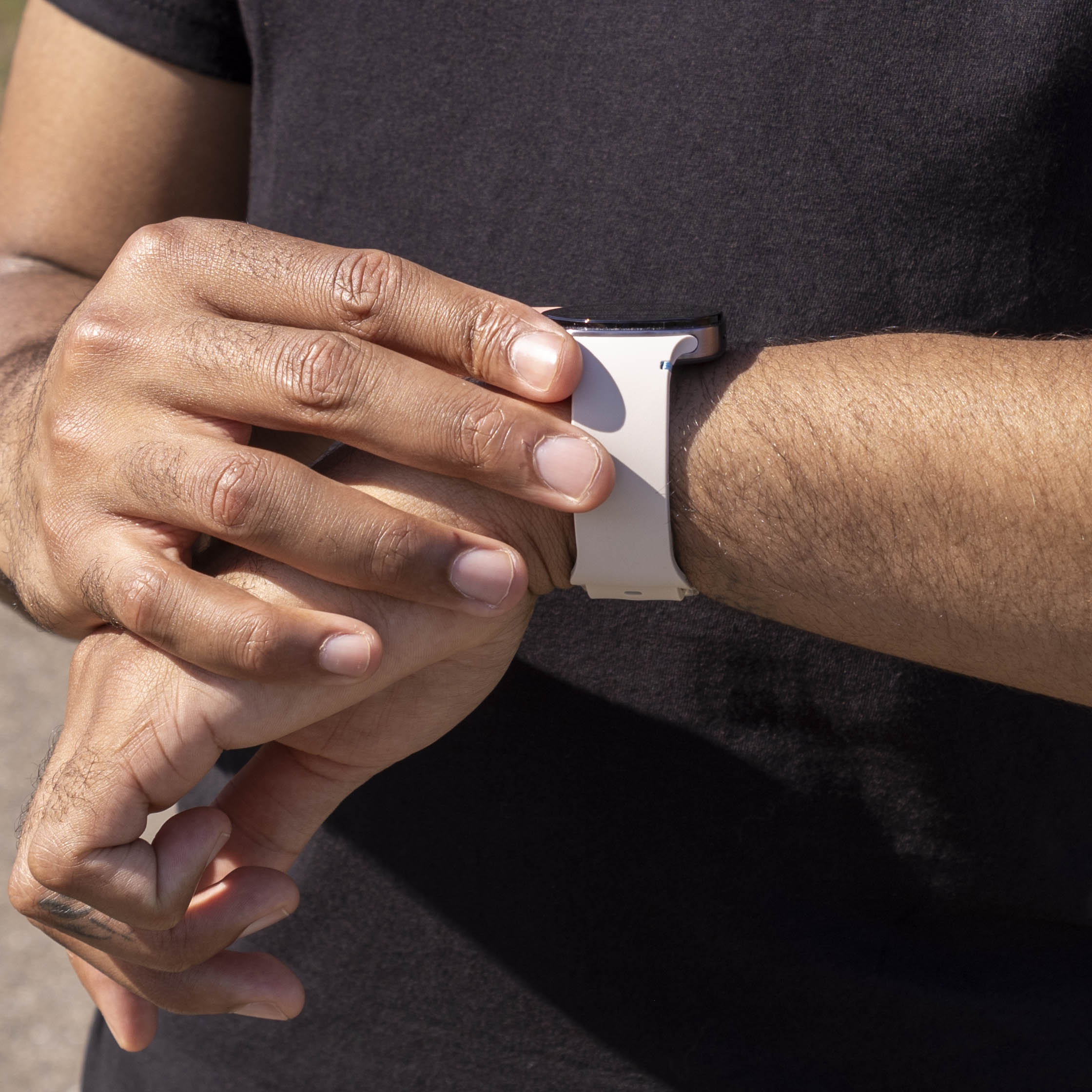 Samsung Galaxy Watch 8 - 40mm Silicone Strap (Starlight)