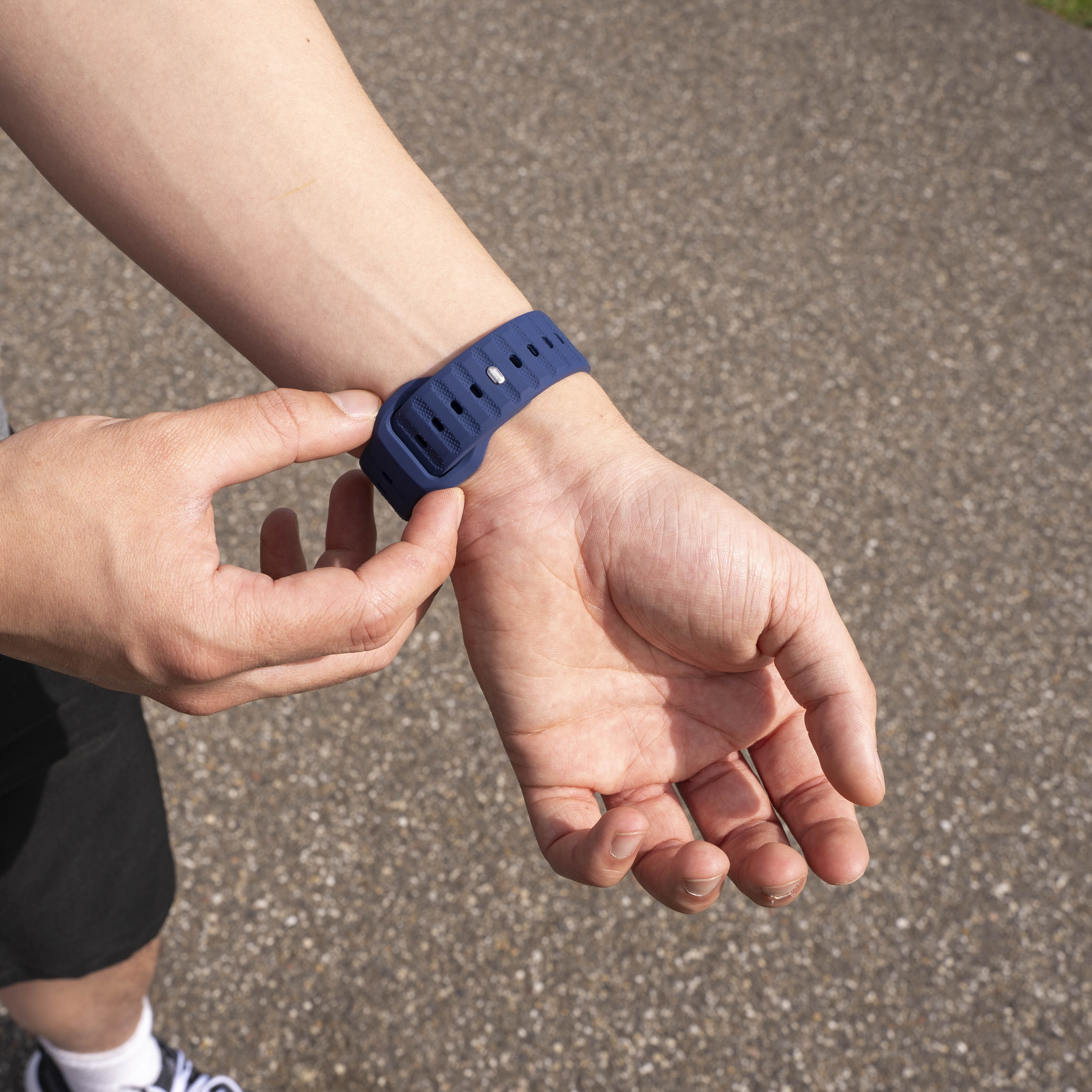 Samsung Galaxy Watch 8 - 40mm Outdoor Silicone Strap (Dark Blue)