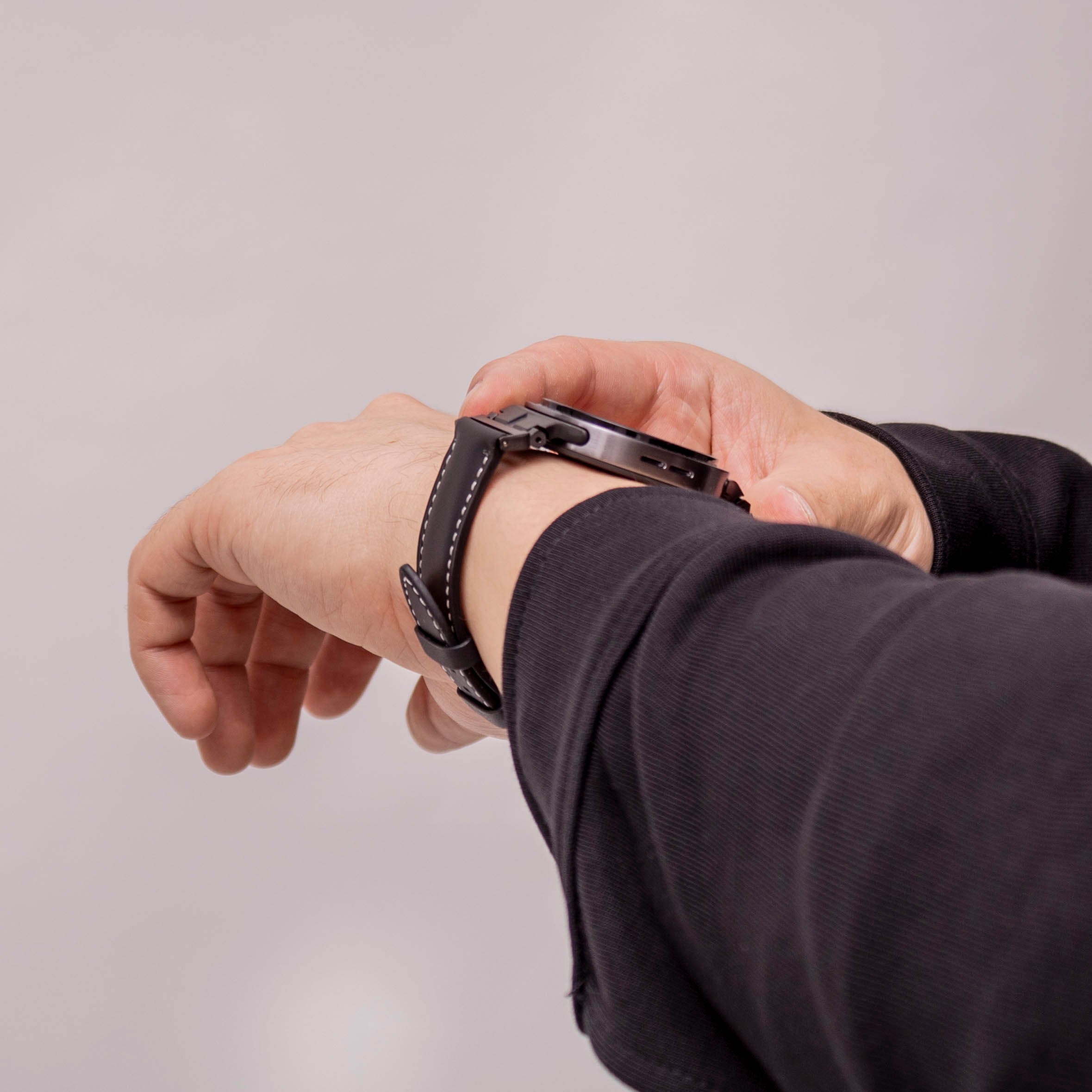 Samsung Galaxy Watch 8 - 40mm Premium Leather Strap (Black)