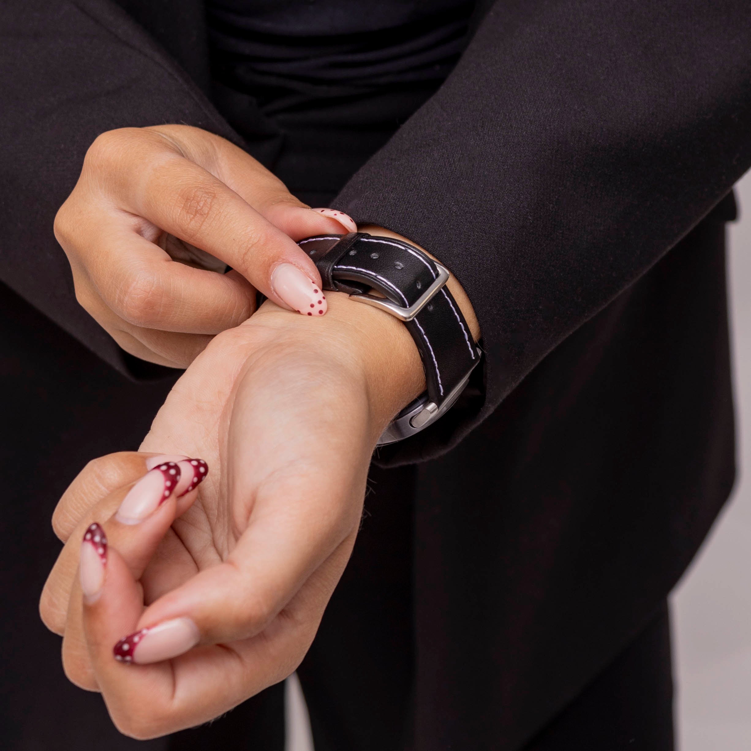 Samsung Galaxy Watch 8 Classic Classic Leather Strap (Black)