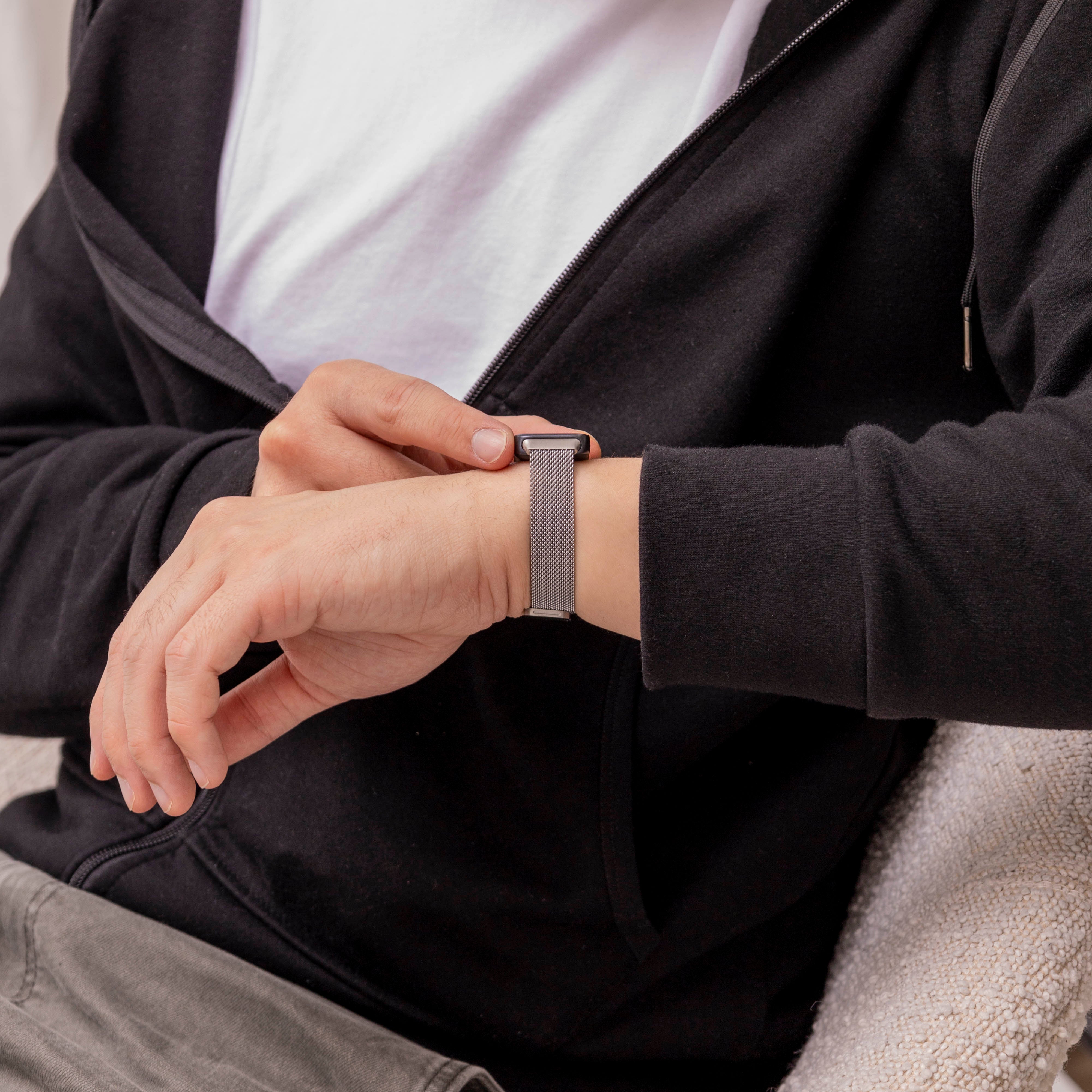 Huawei Band 10 Milanese Strap (Silver)