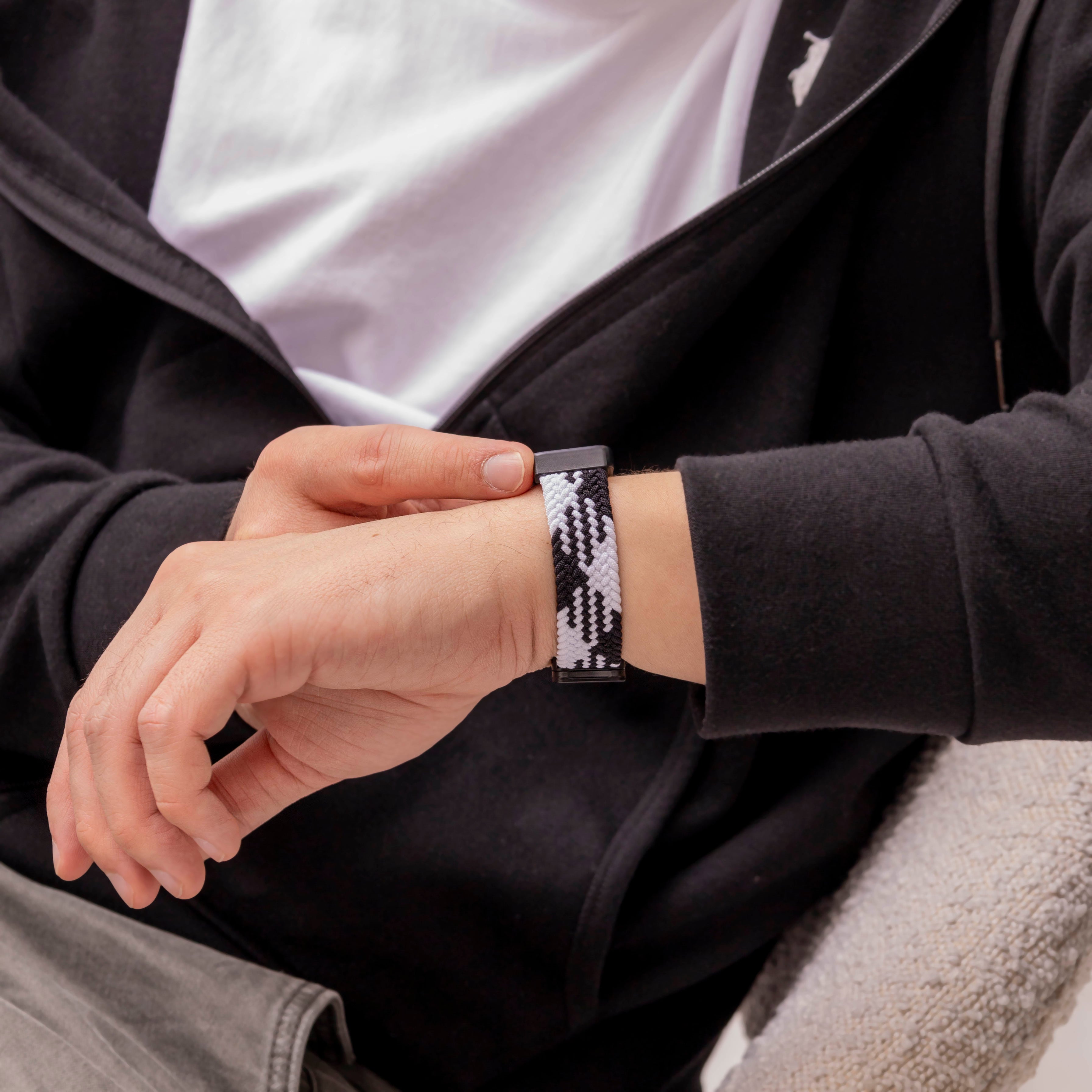 Huawei Band 8 Woven Strap (Mandala Black)