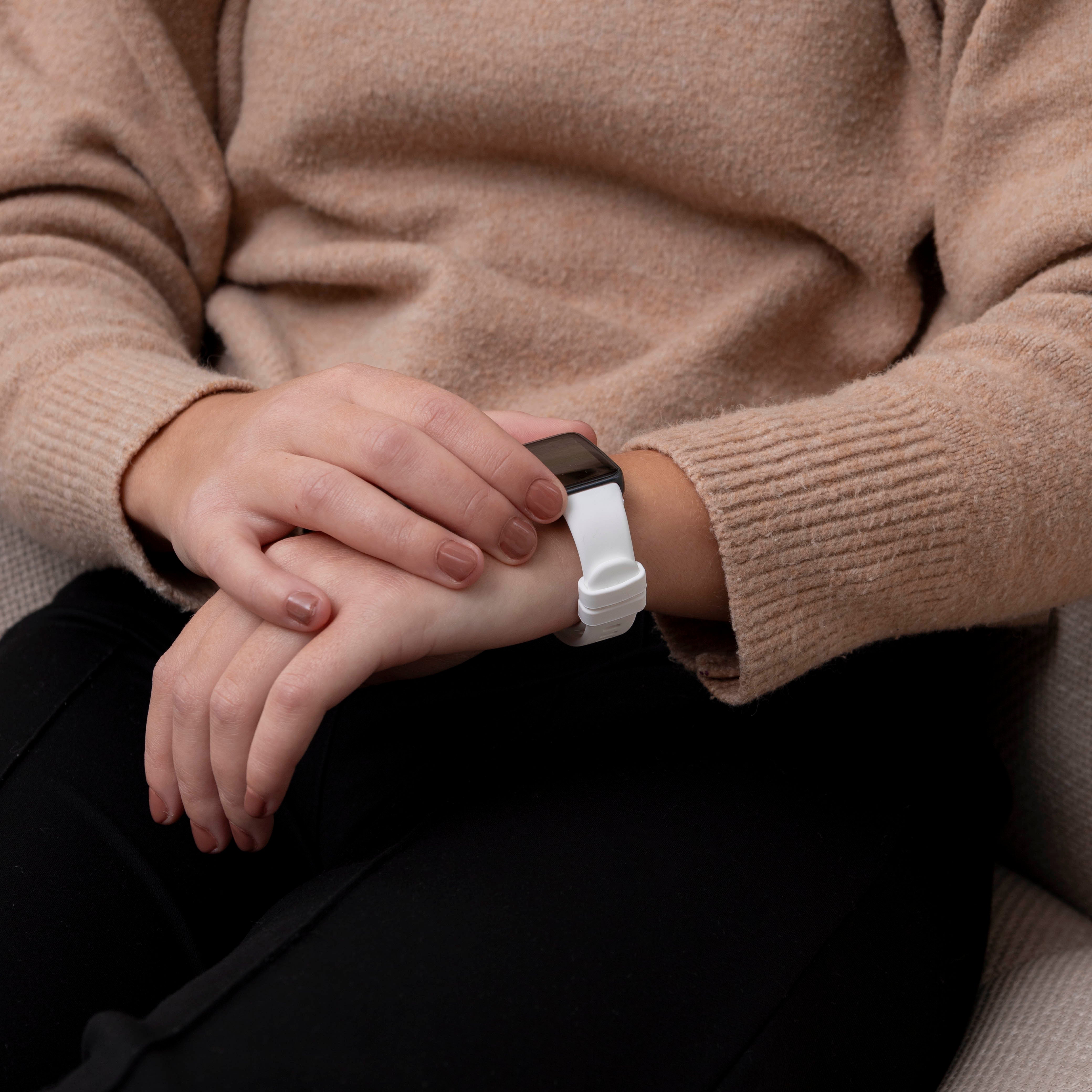 Huawei Band 9 Silicone Classic Strap (White)