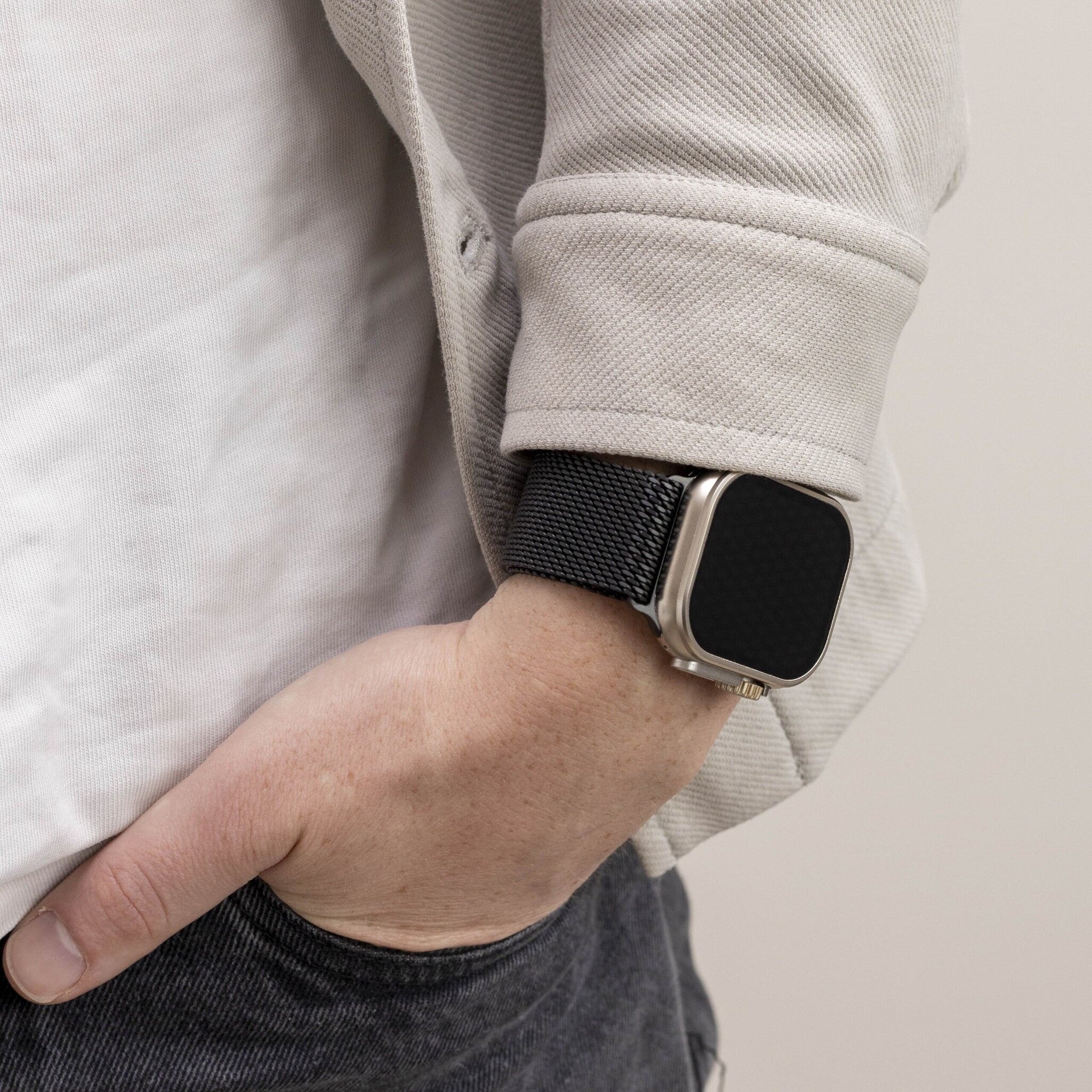 Apple Watch Ultra Titanium Milanese Strap (Black)