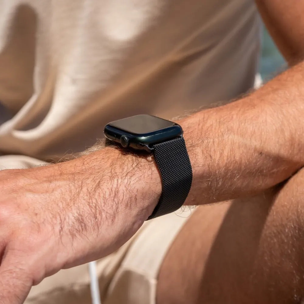 Apple Watch Milanese Strap (Black)