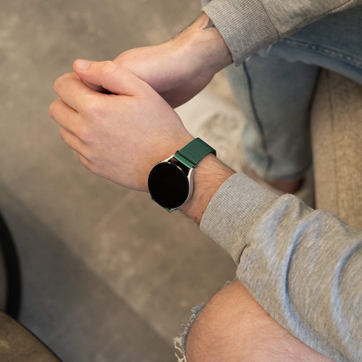 Samsung Galaxy Watch 6 Classic 43mm Milanese Strap (Green)