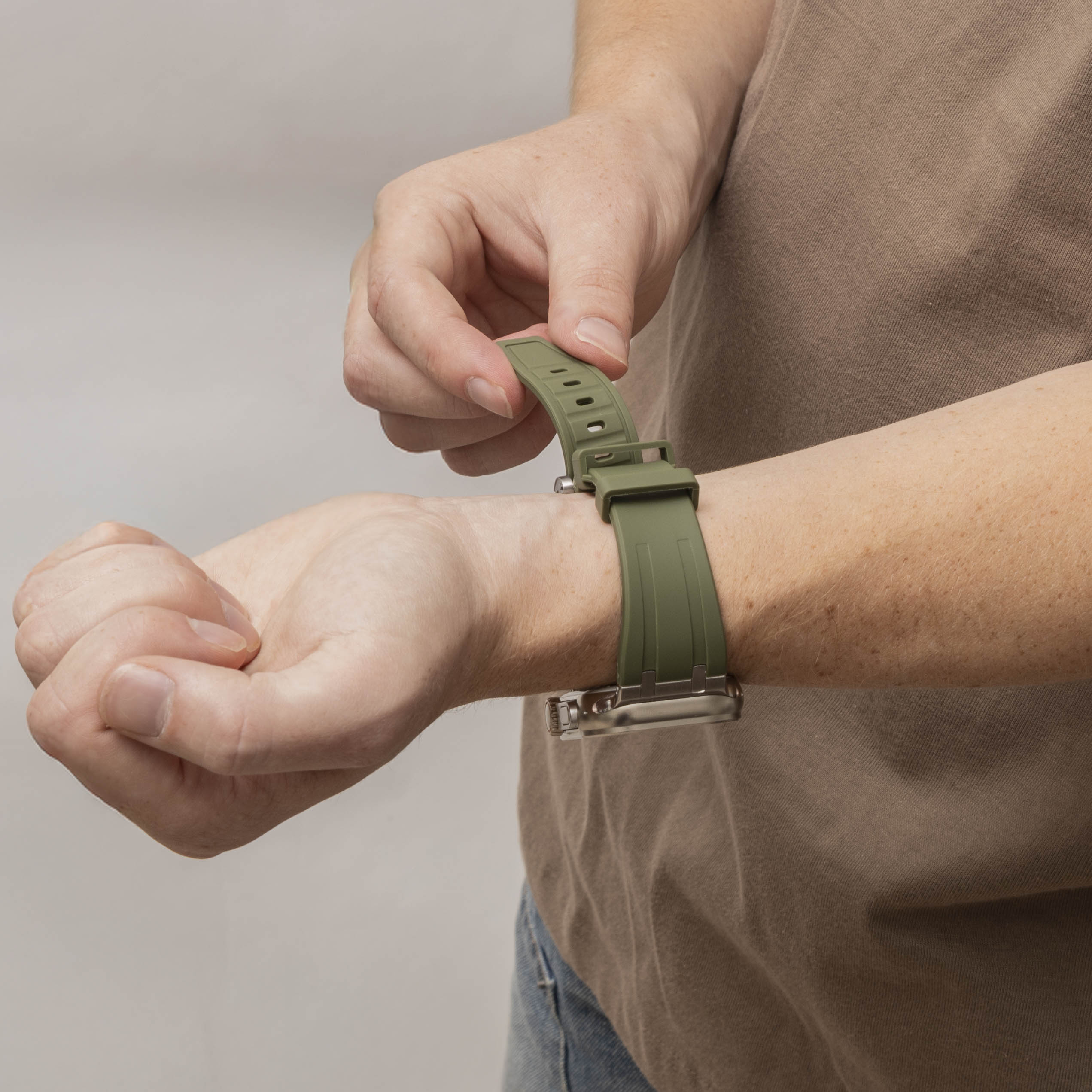 Bandz Apple Watch Ultra Silicone Strap 'Luxe Liquid' (Green with Titanium)