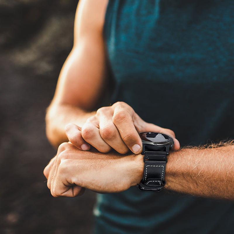 Garmin Instinct 3 - 45mm Premium Leather Strap (Black)