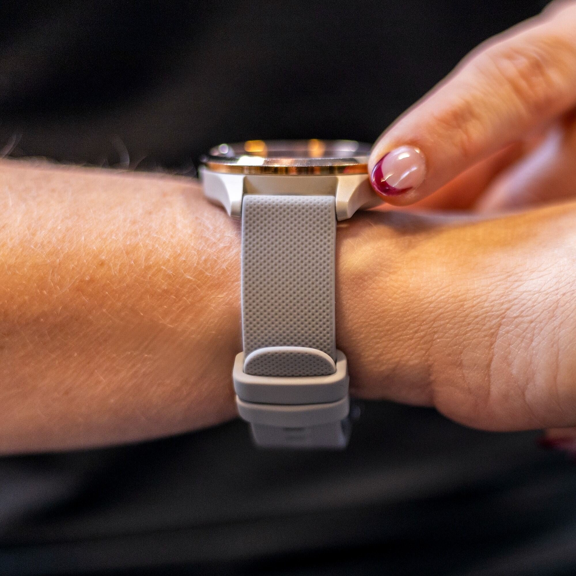 Fossil Gen 6 (42mm) Silicone Strap with Buckle (Grey)