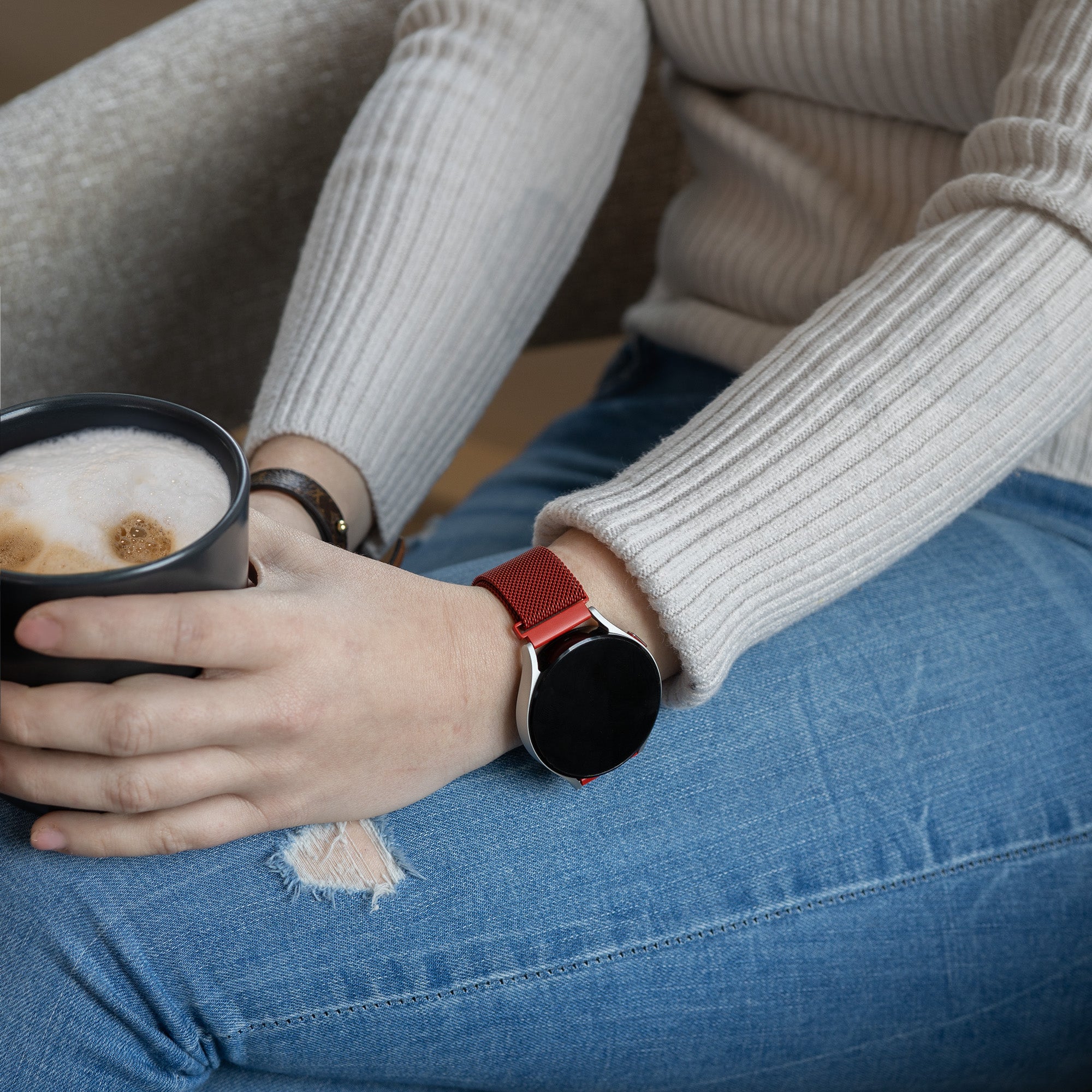 Samsung Galaxy Watch 4 Classic 42mm Milanese Strap (Red)