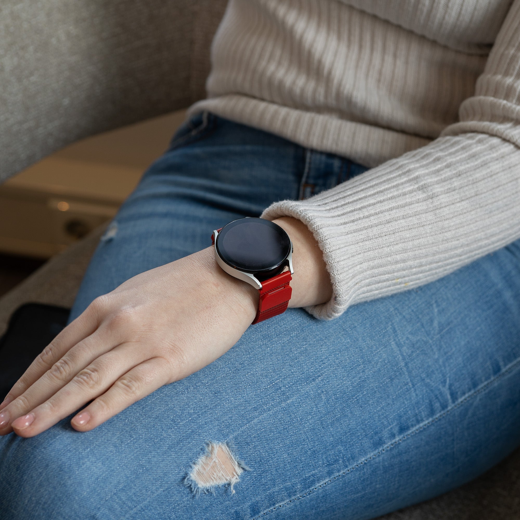 Samsung Galaxy Watch 4 Classic 42mm Milanese Strap (Red)