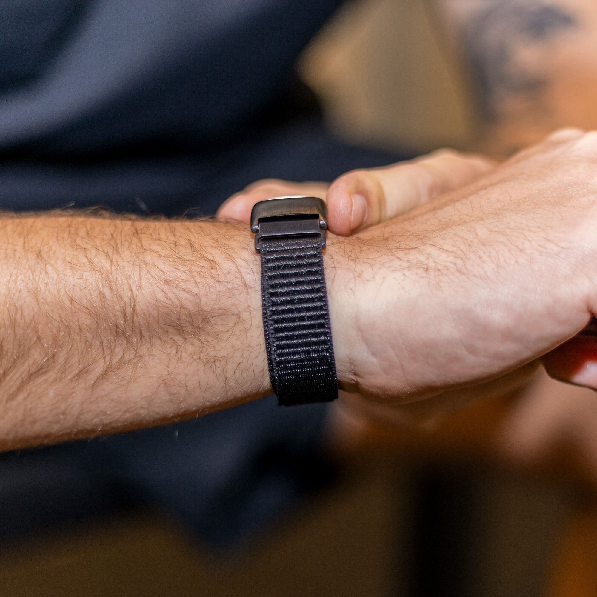 Fitbit Charge 5 Nylon Strap (Black)