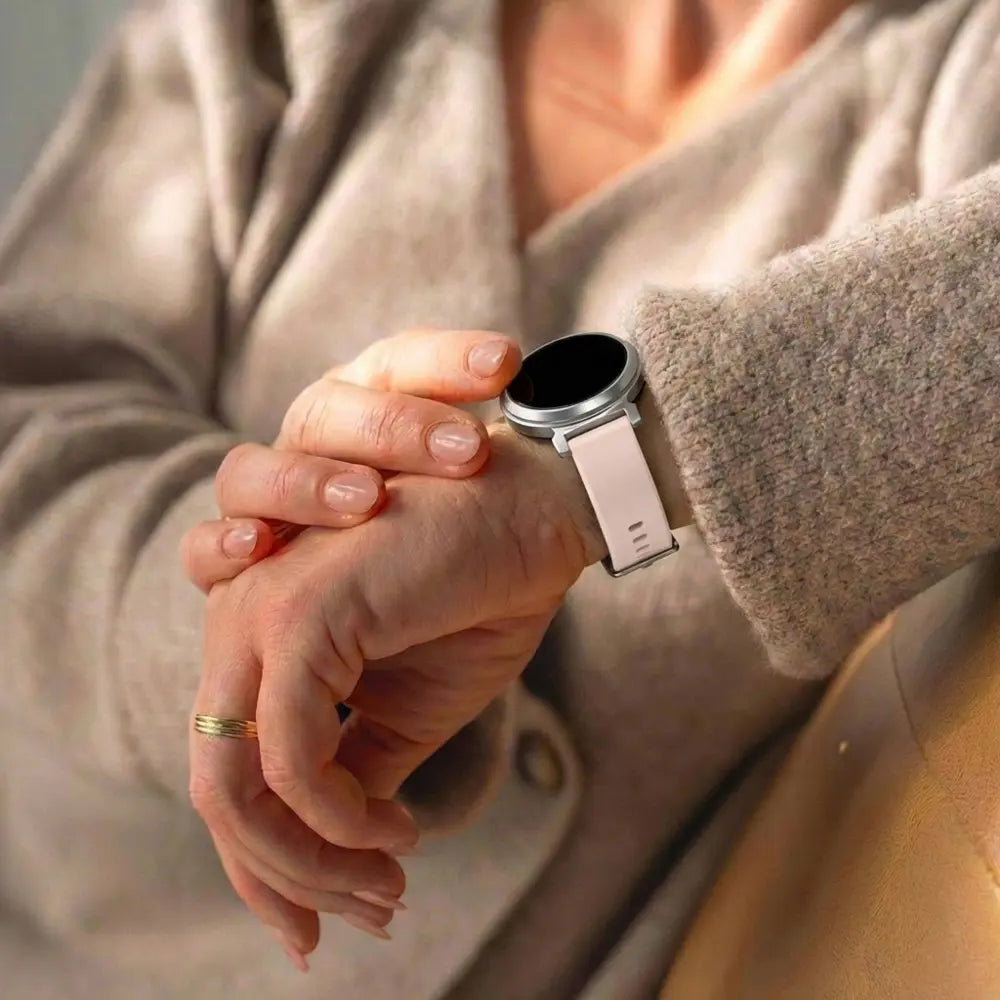 Pebble Round 2 - 14mm Silicone Classic Strap (Light Pink)