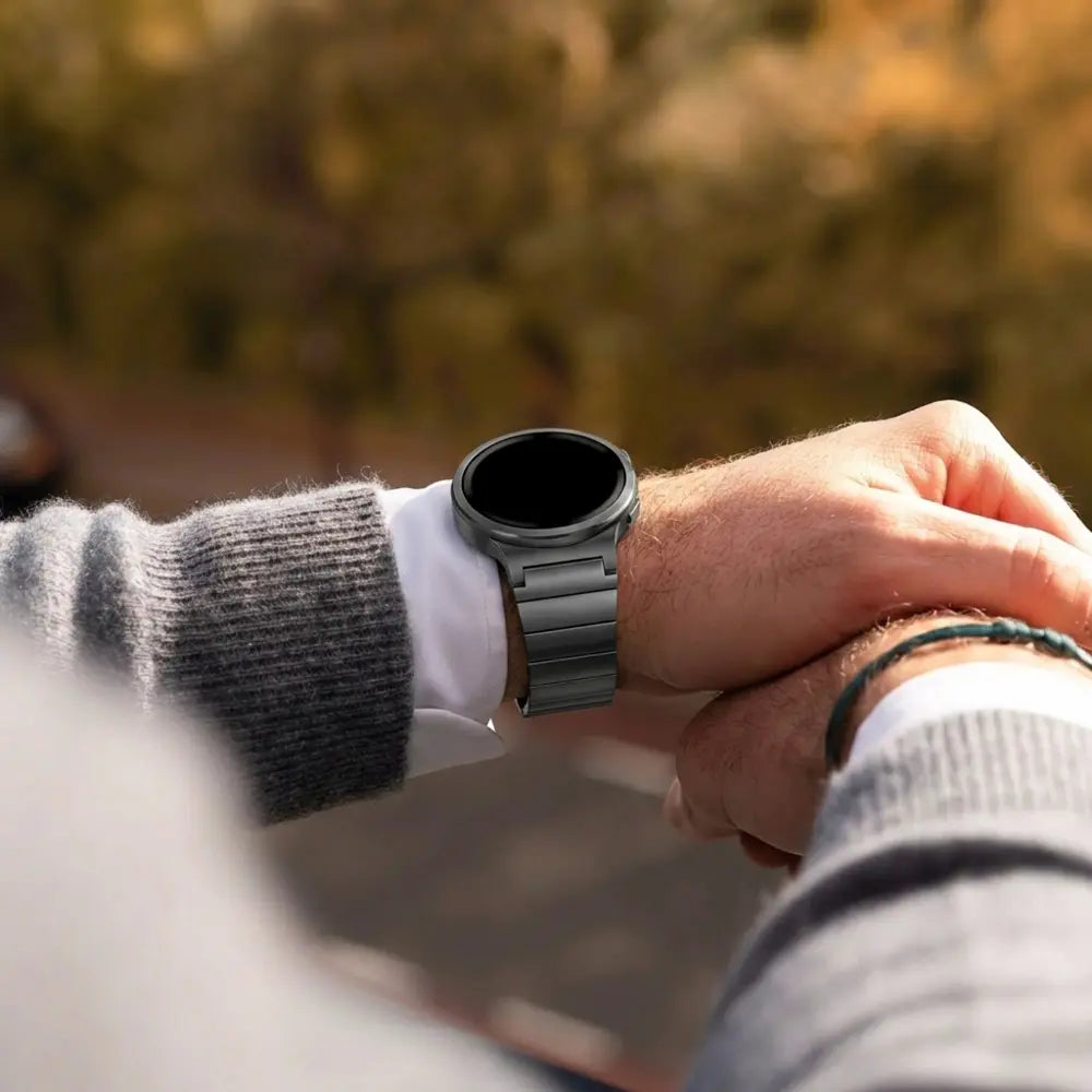 Bandz Samsung Galaxy Watch 8 - 40mm titanium band 'One Bead' (zwart)