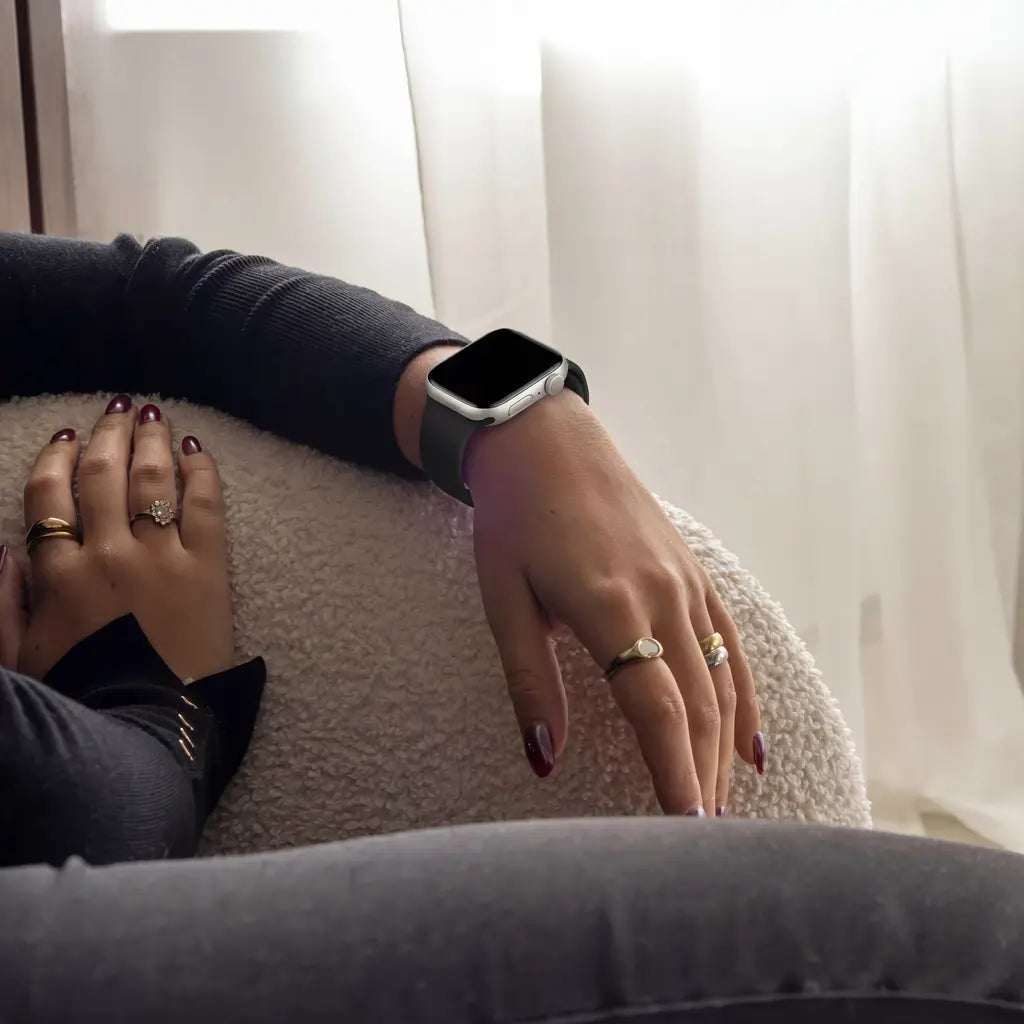 Apple Watch Slimfit Silicone Strap (Black)