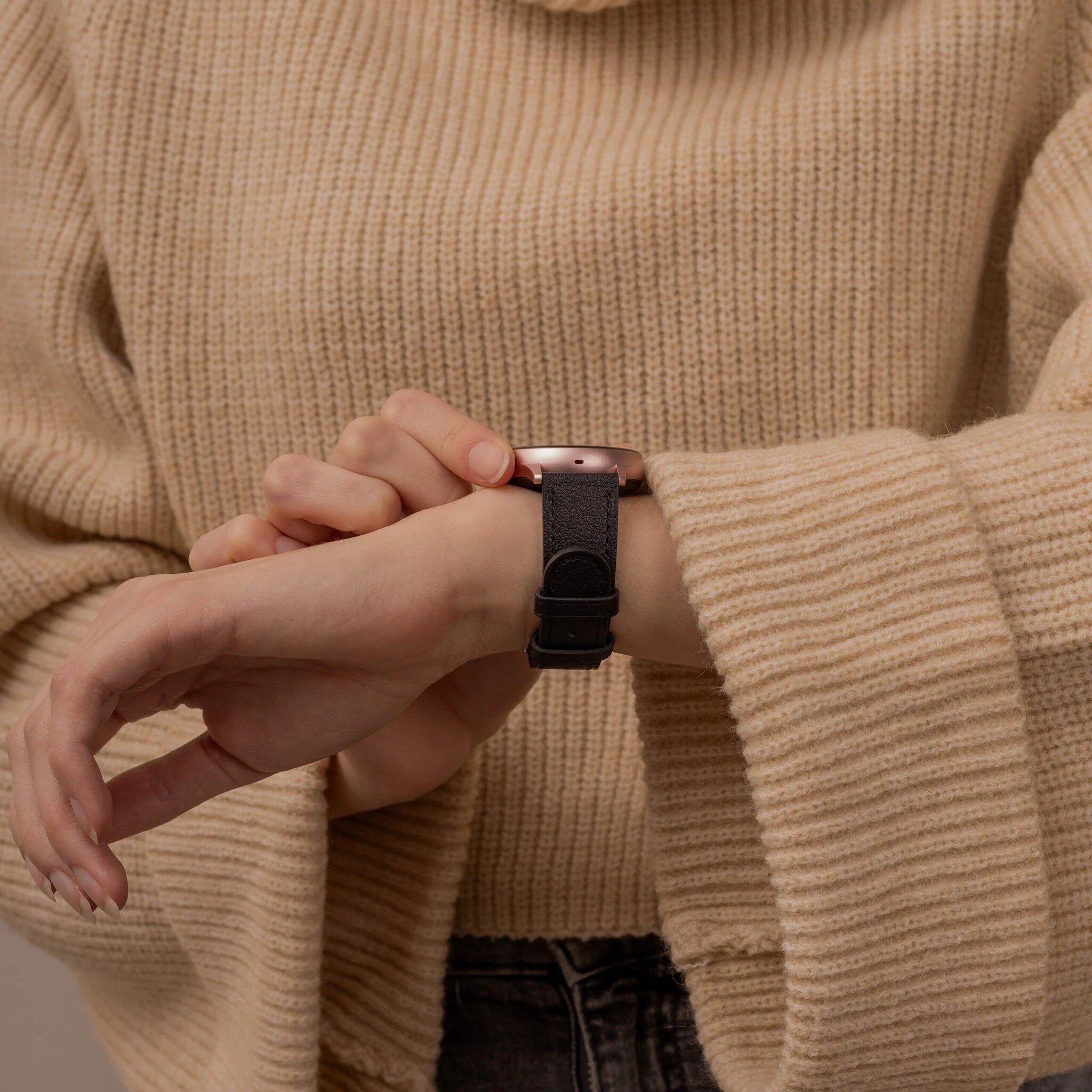 Amazfit Bip 6 Modern Leather Strap (Elegant-Black)