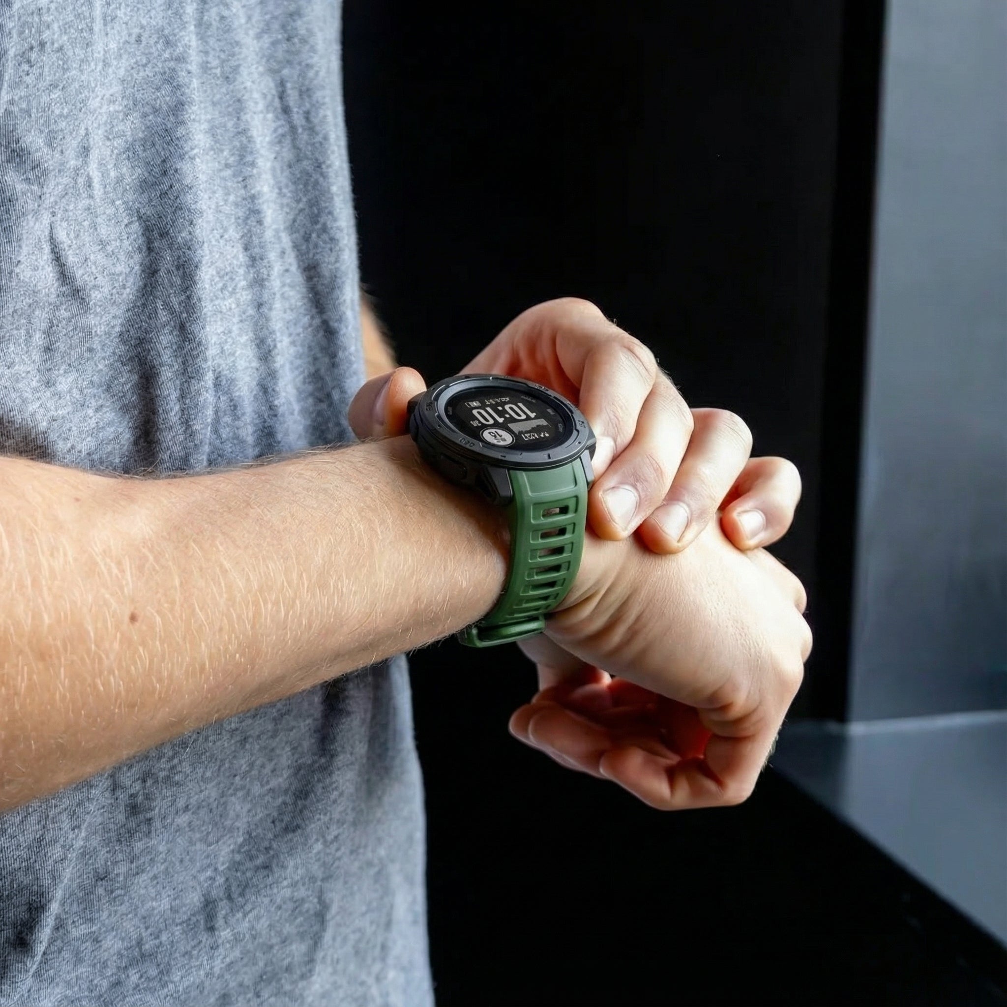 Garmin Instinct 1/2 Silicone Strap (Green)