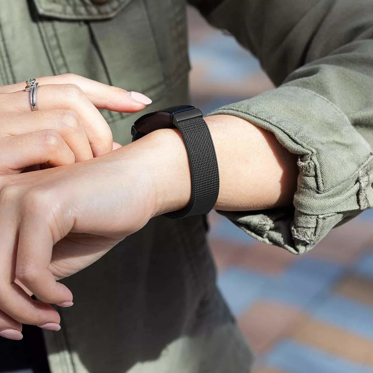 Fitbit Charge 3 Milanese Strap (Black)